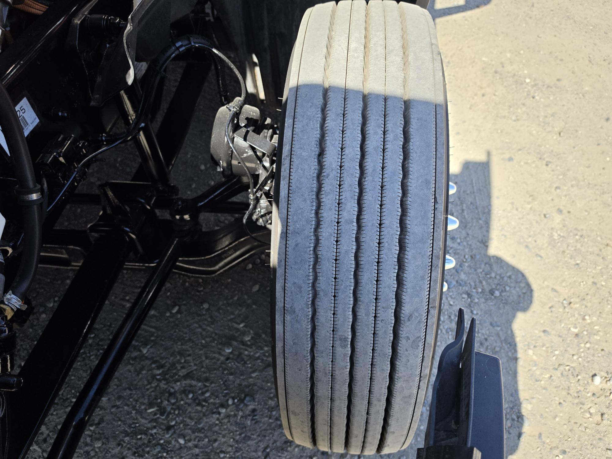 2022 FREIGHTLINER CASCADIA 126DC - image 13