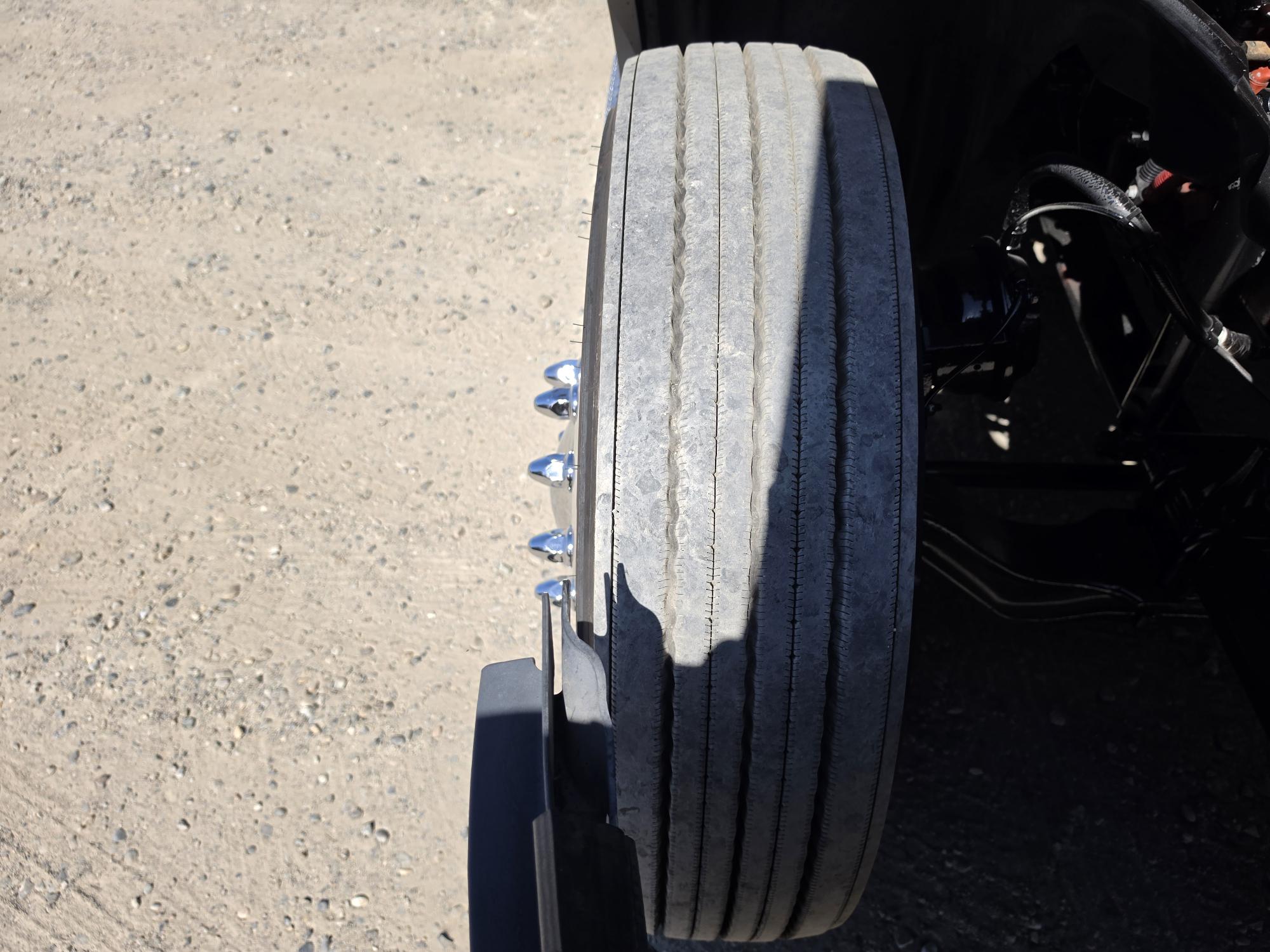 2022 FREIGHTLINER CASCADIA 126DC - image 12