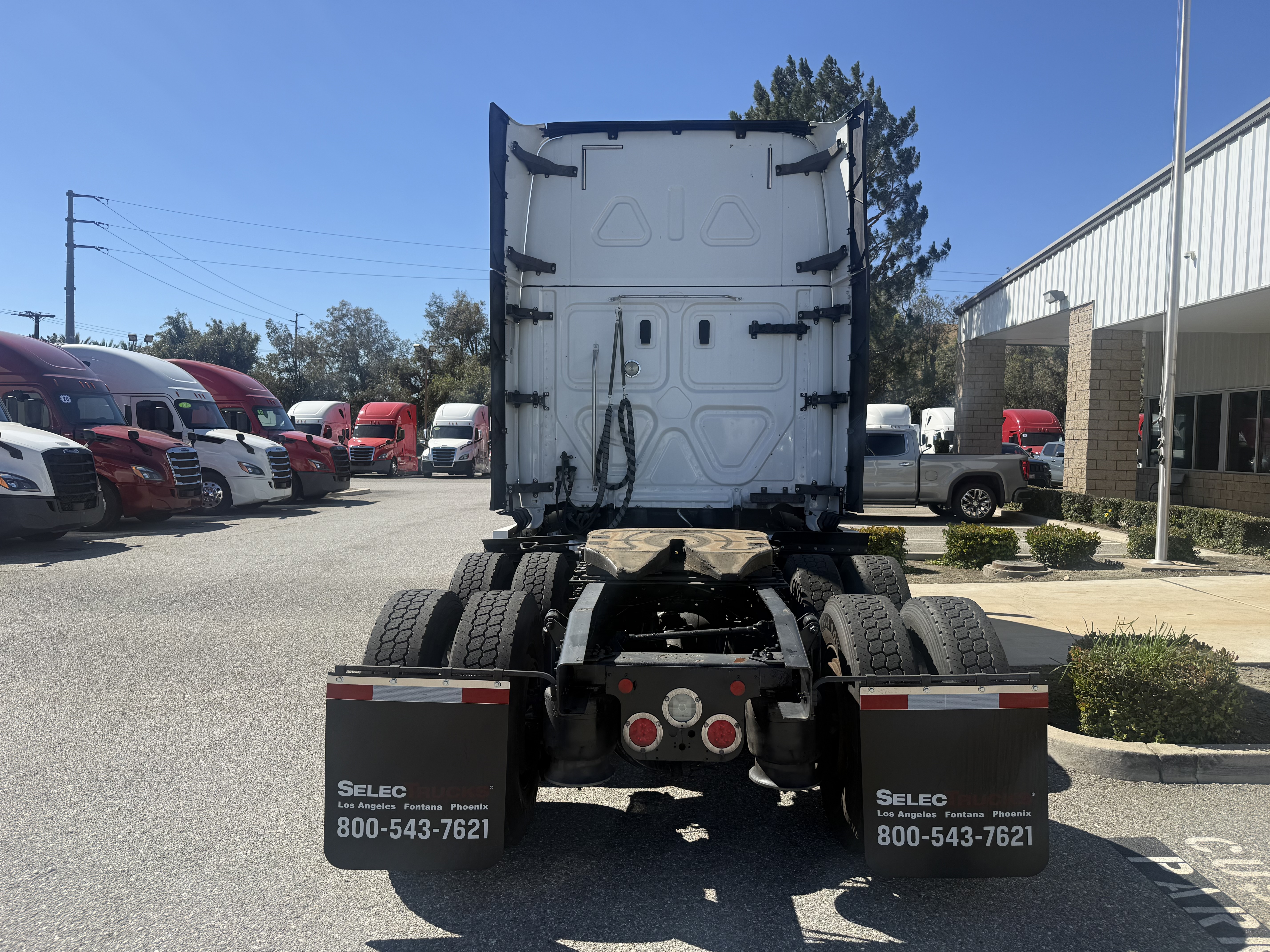 2019 FREIGHTLINER CASCADIA 126SLP - image 5
