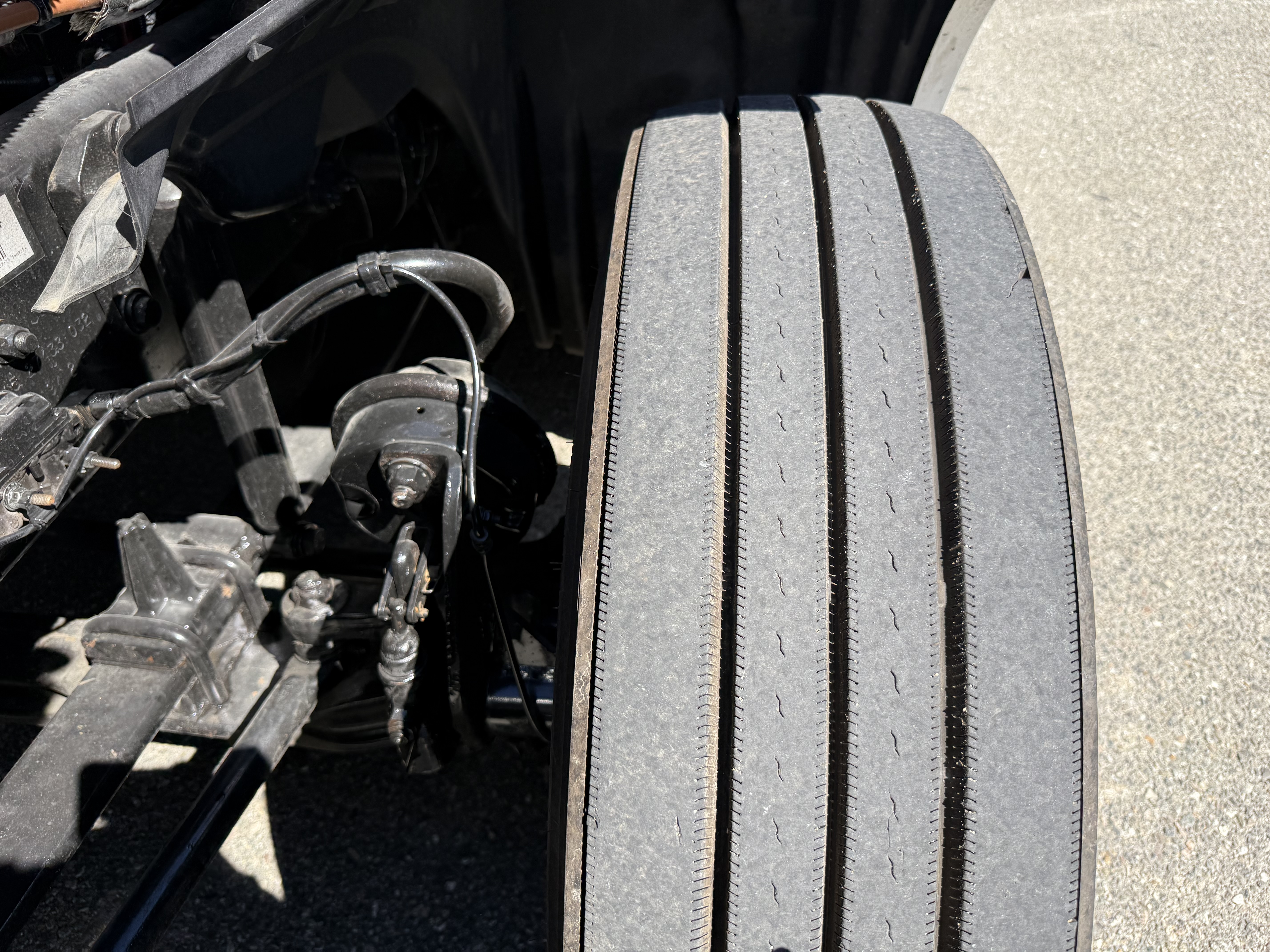 2019 FREIGHTLINER CASCADIA 126SLP - image 12