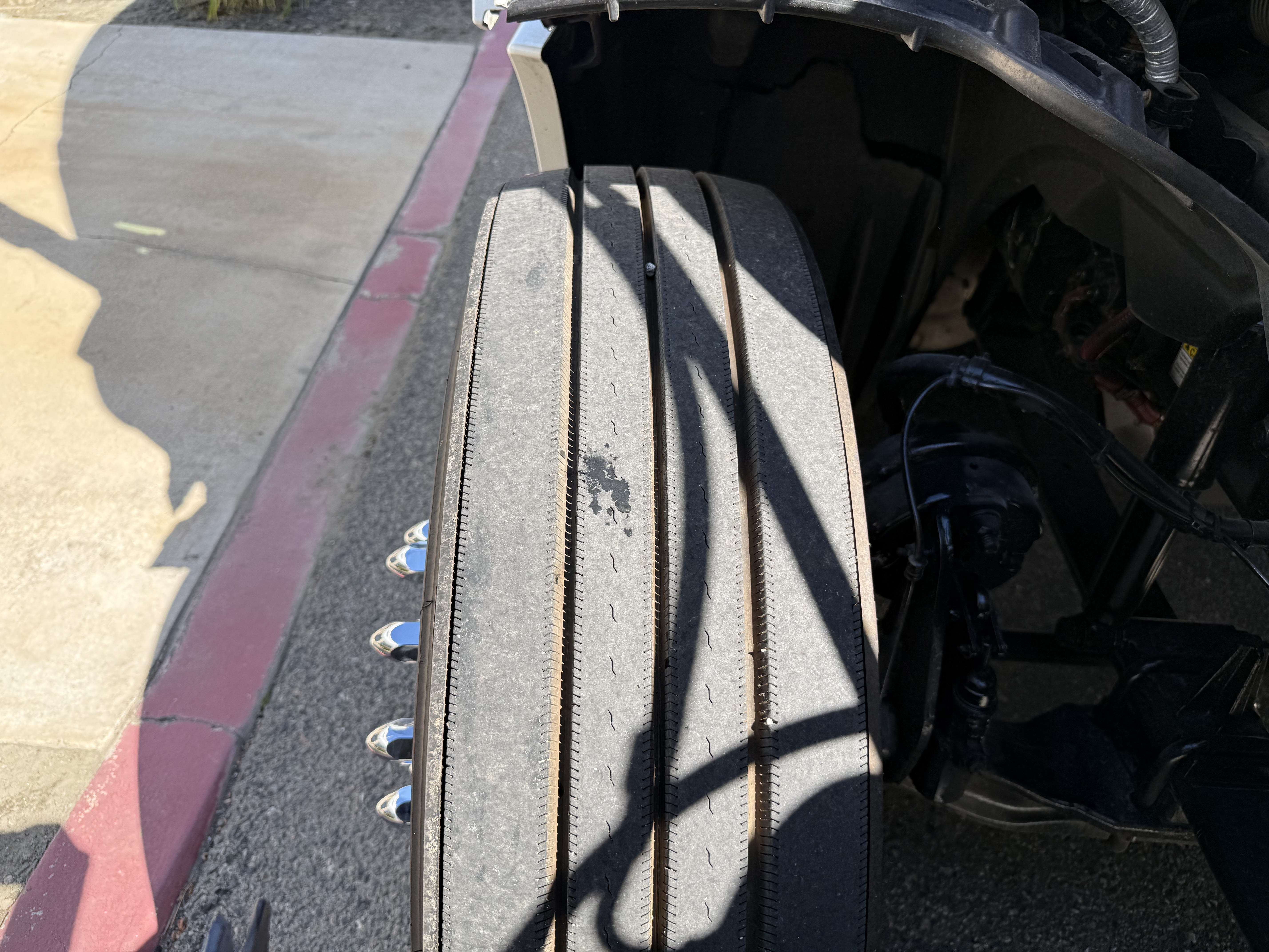 2019 FREIGHTLINER CASCADIA 126SLP - image 13