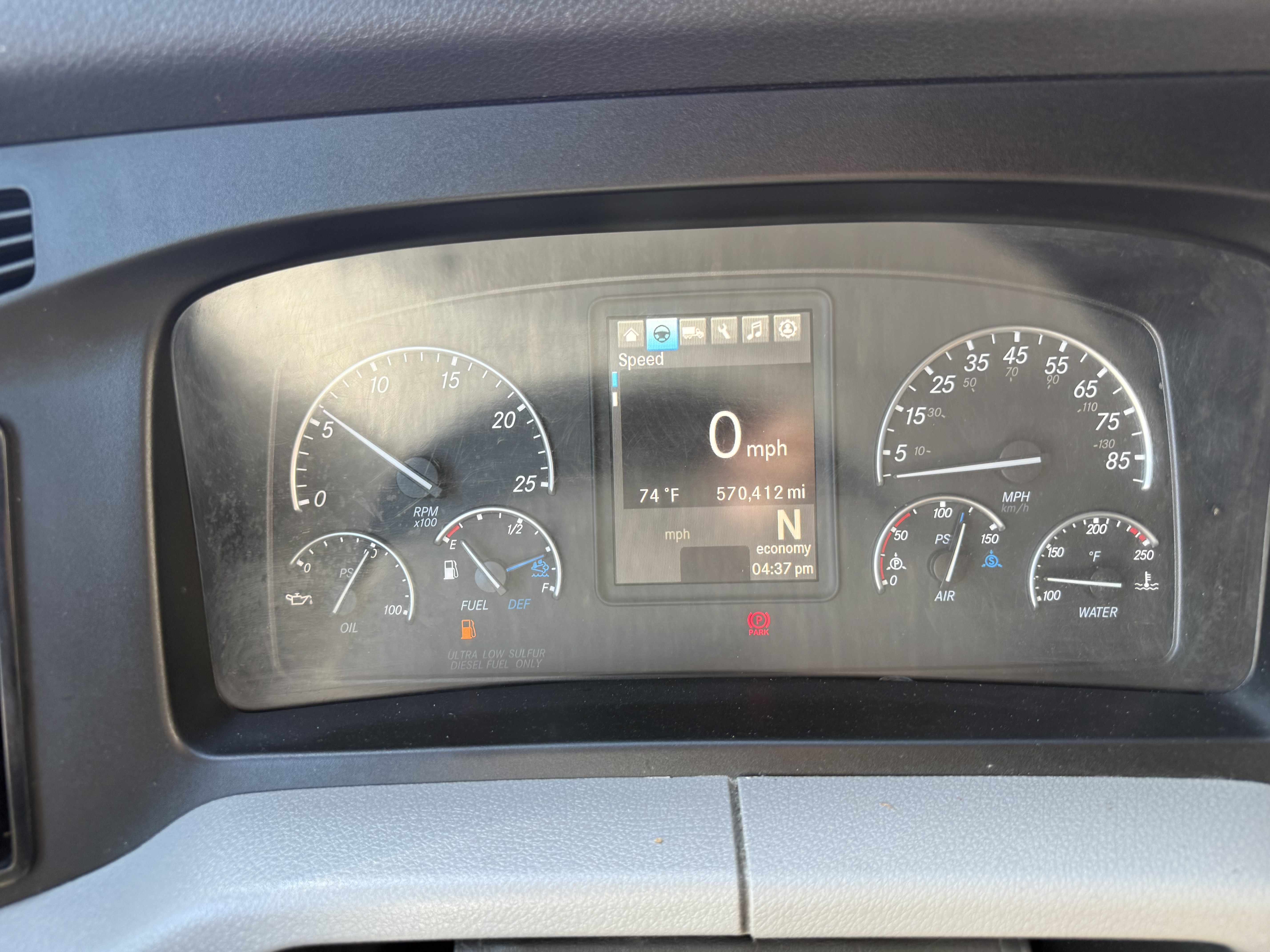 2019 FREIGHTLINER CASCADIA 126SLP - image 14