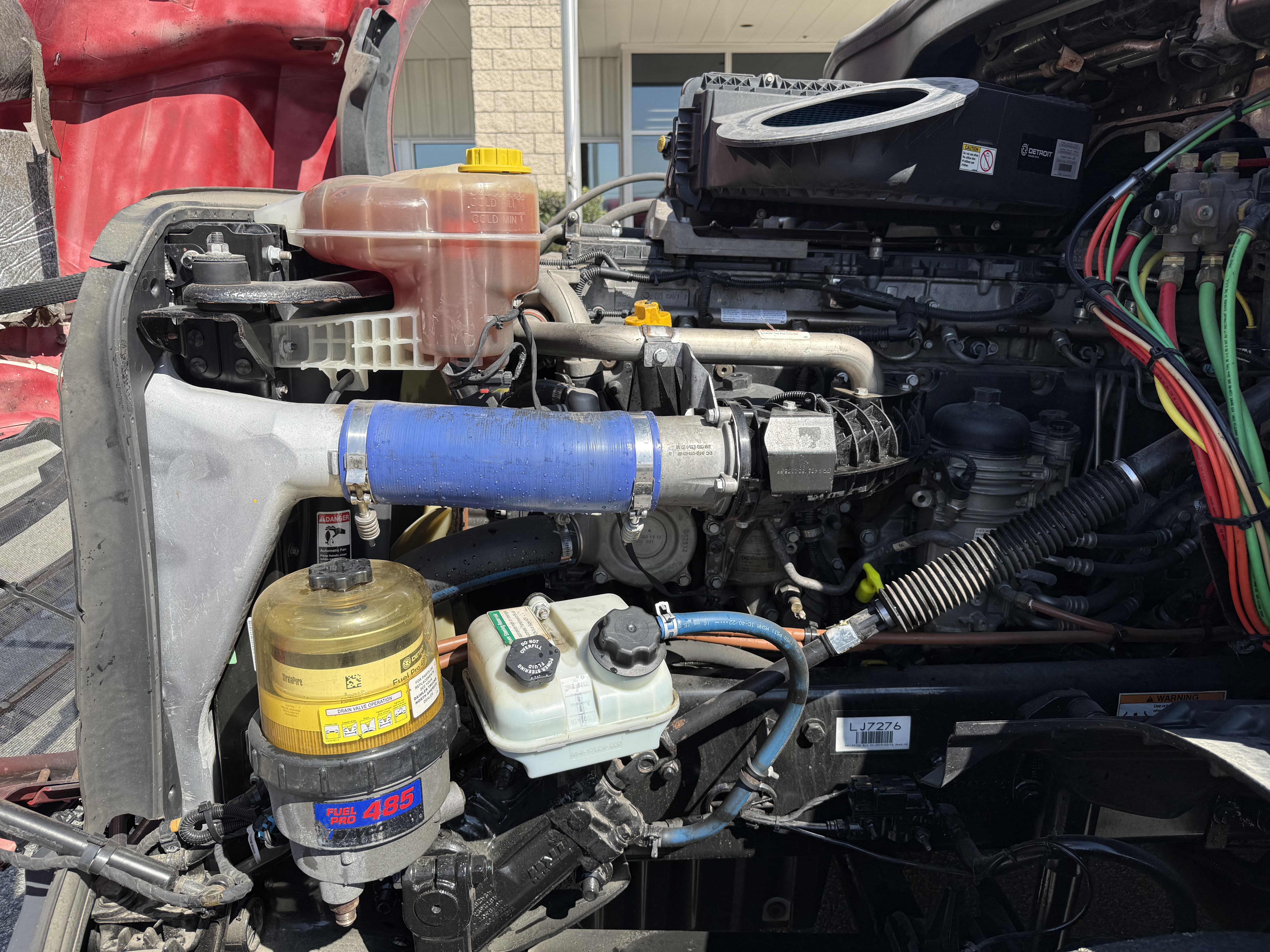 2020 FREIGHTLINER CASCADIA 126SLP - image 9