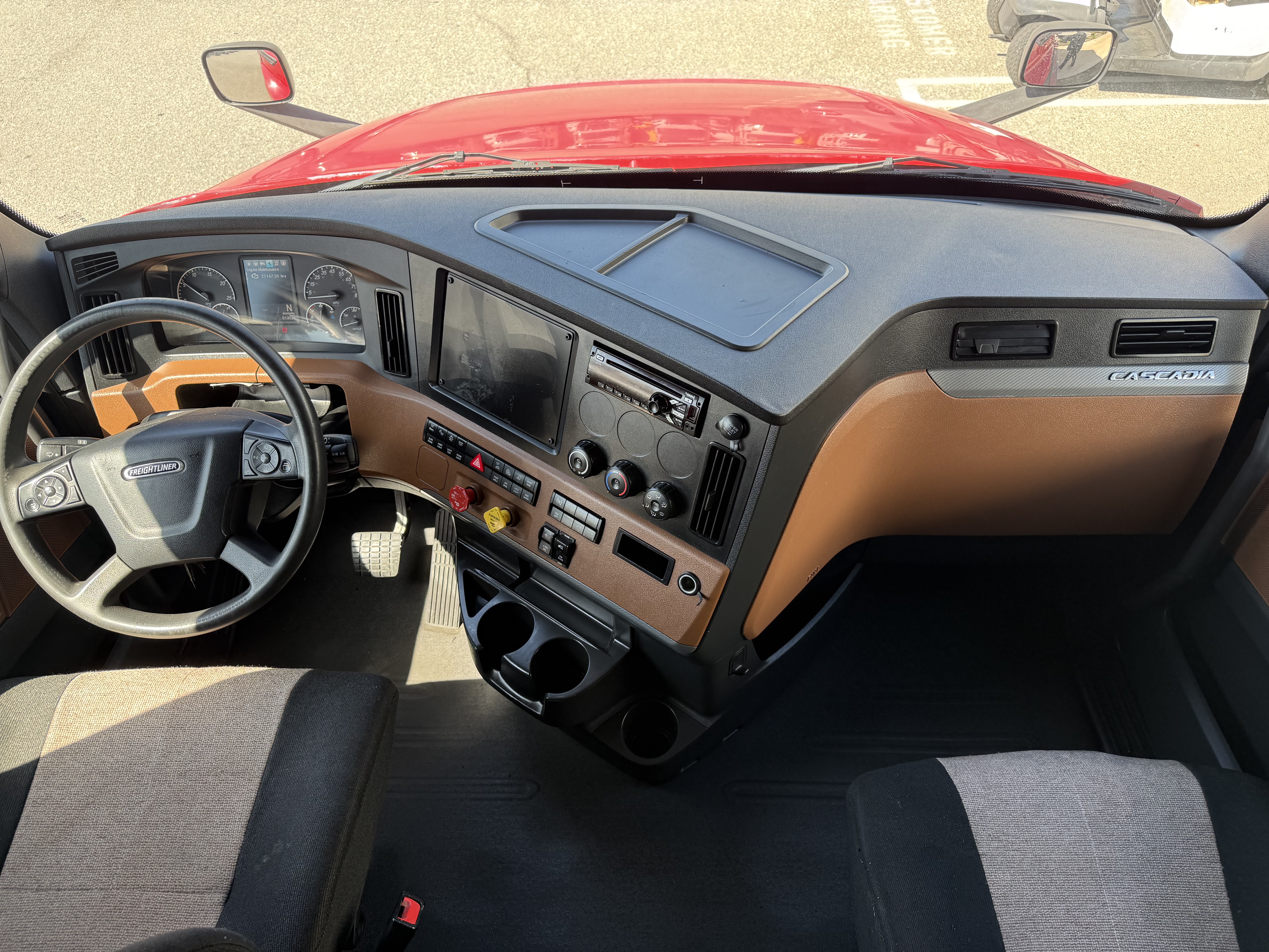 2020 FREIGHTLINER CASCADIA 126SLP - image 17