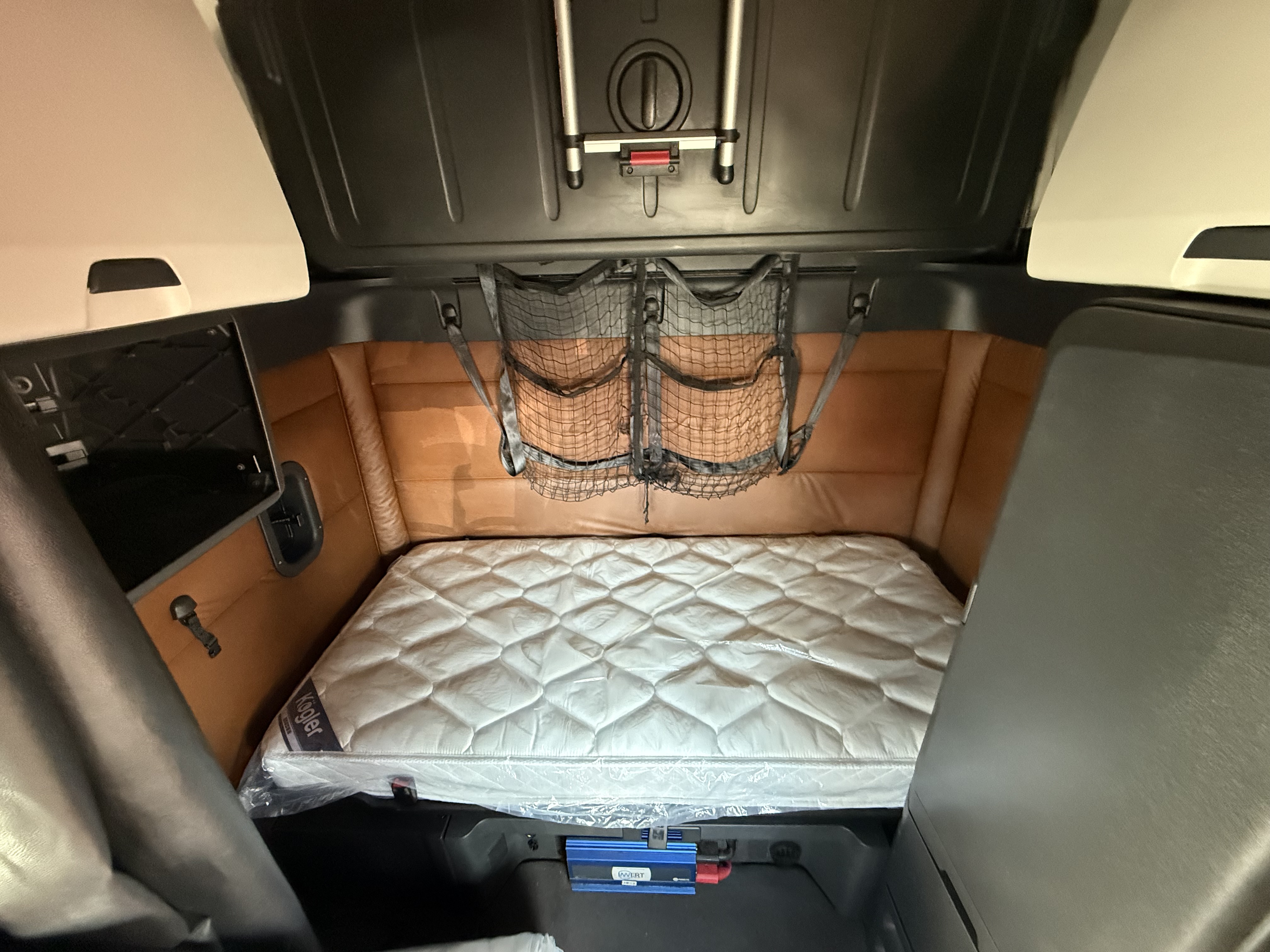 2020 FREIGHTLINER CASCADIA 126SLP - image 18