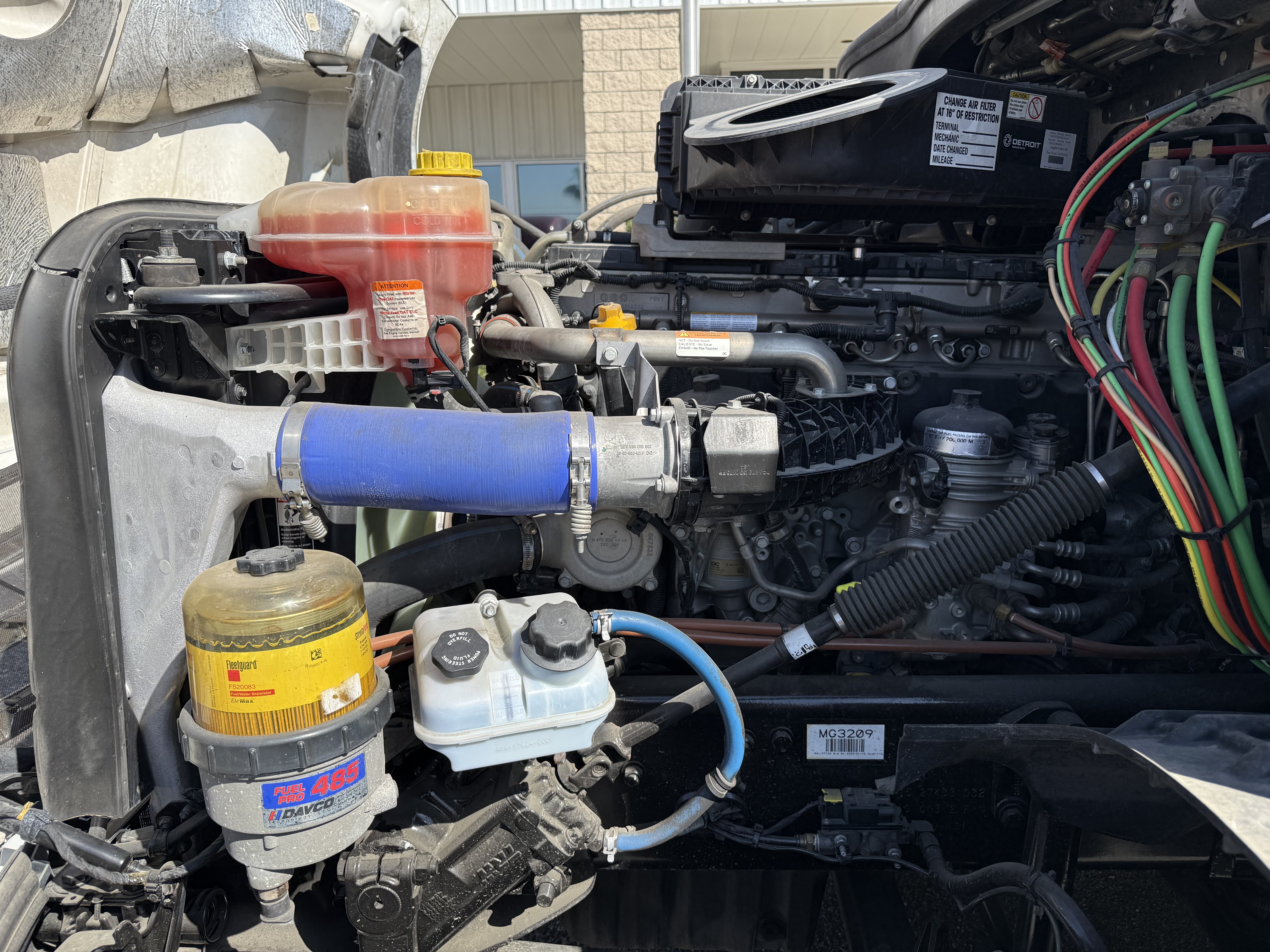 2021 FREIGHTLINER CASCADIA 126SLP - image 11