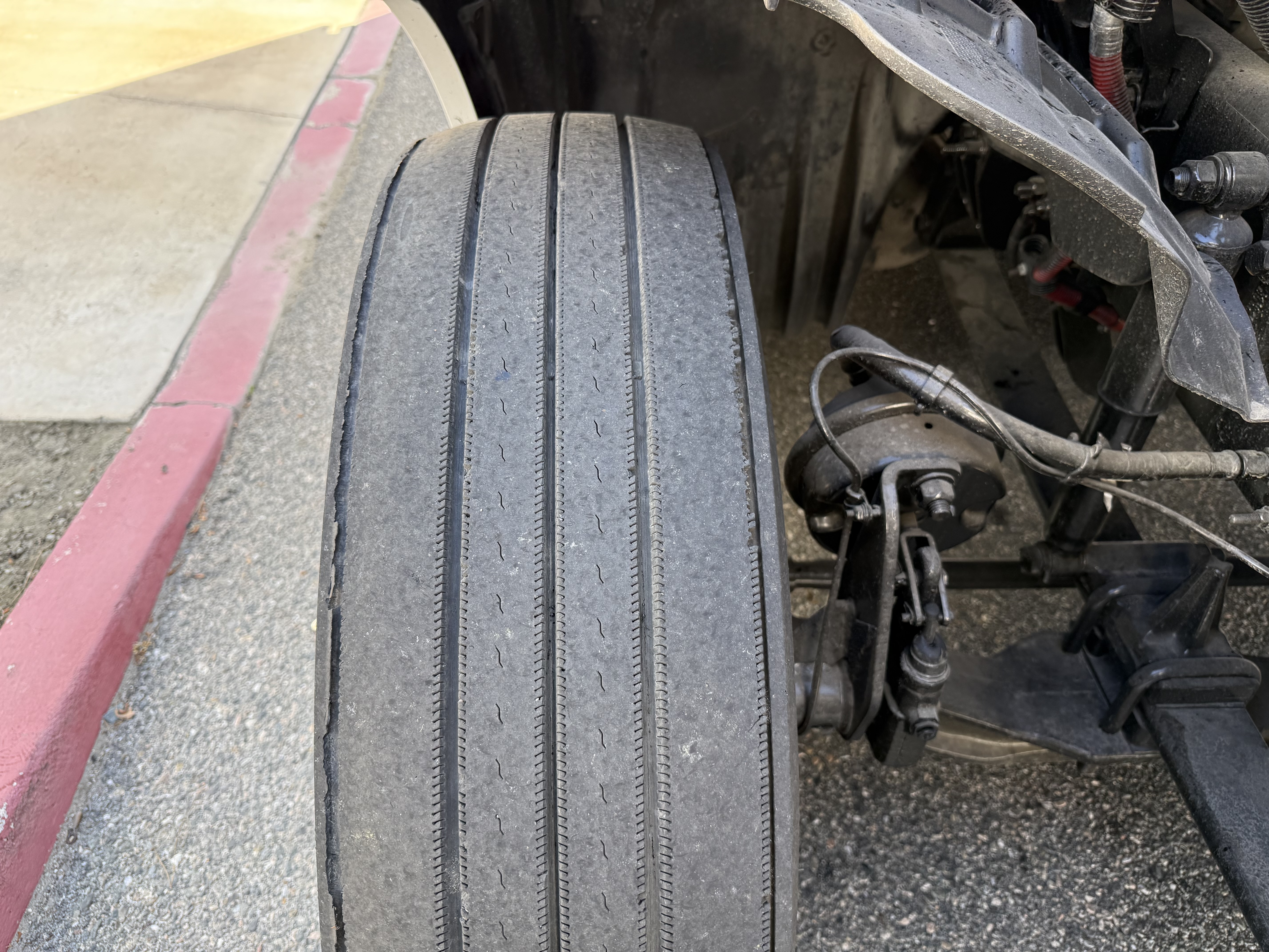 2021 FREIGHTLINER CASCADIA 126SLP - image 13