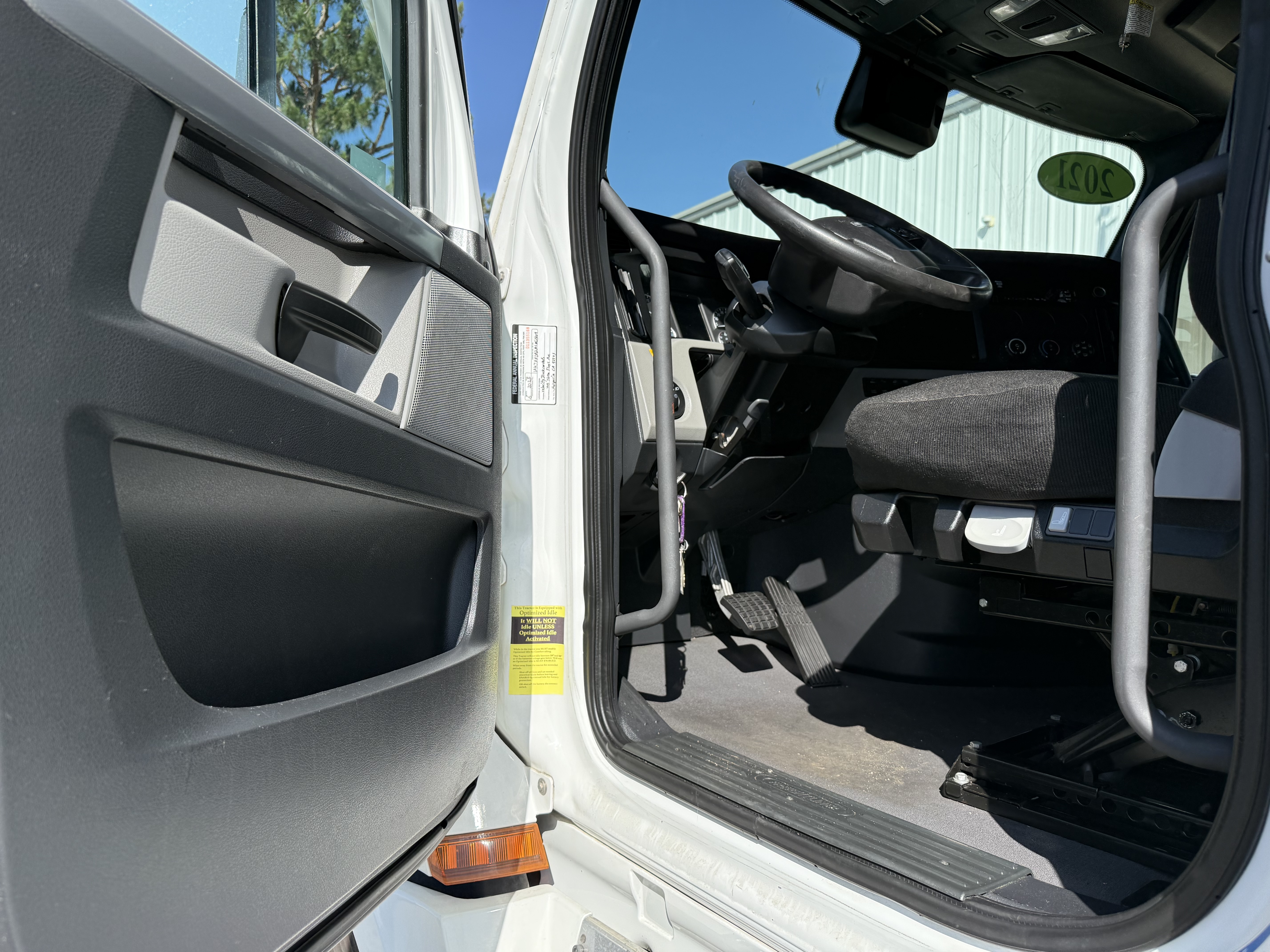 2021 FREIGHTLINER CASCADIA 126SLP - image 20