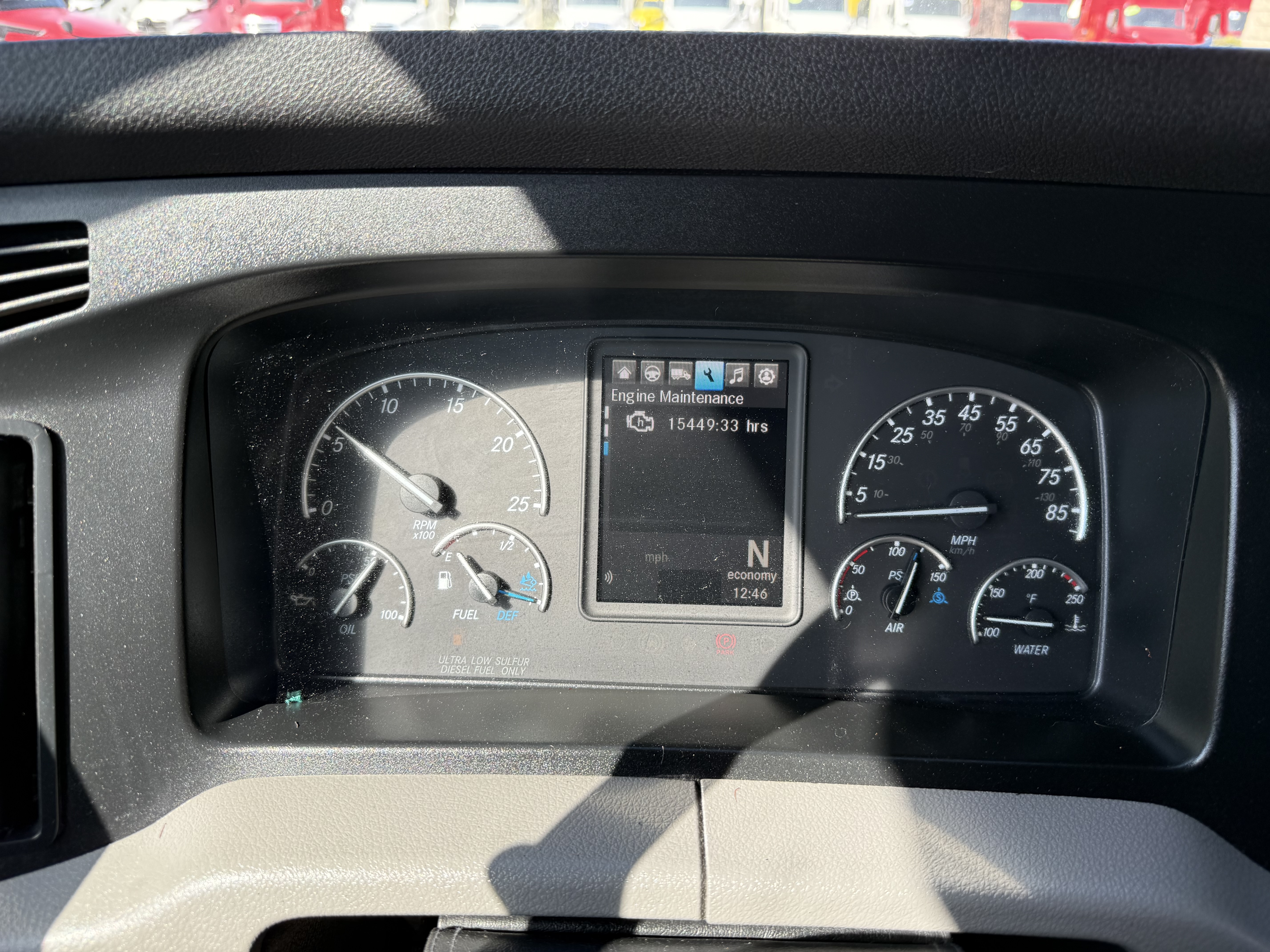 2019 FREIGHTLINER CASCADIA 126SLP - image 16