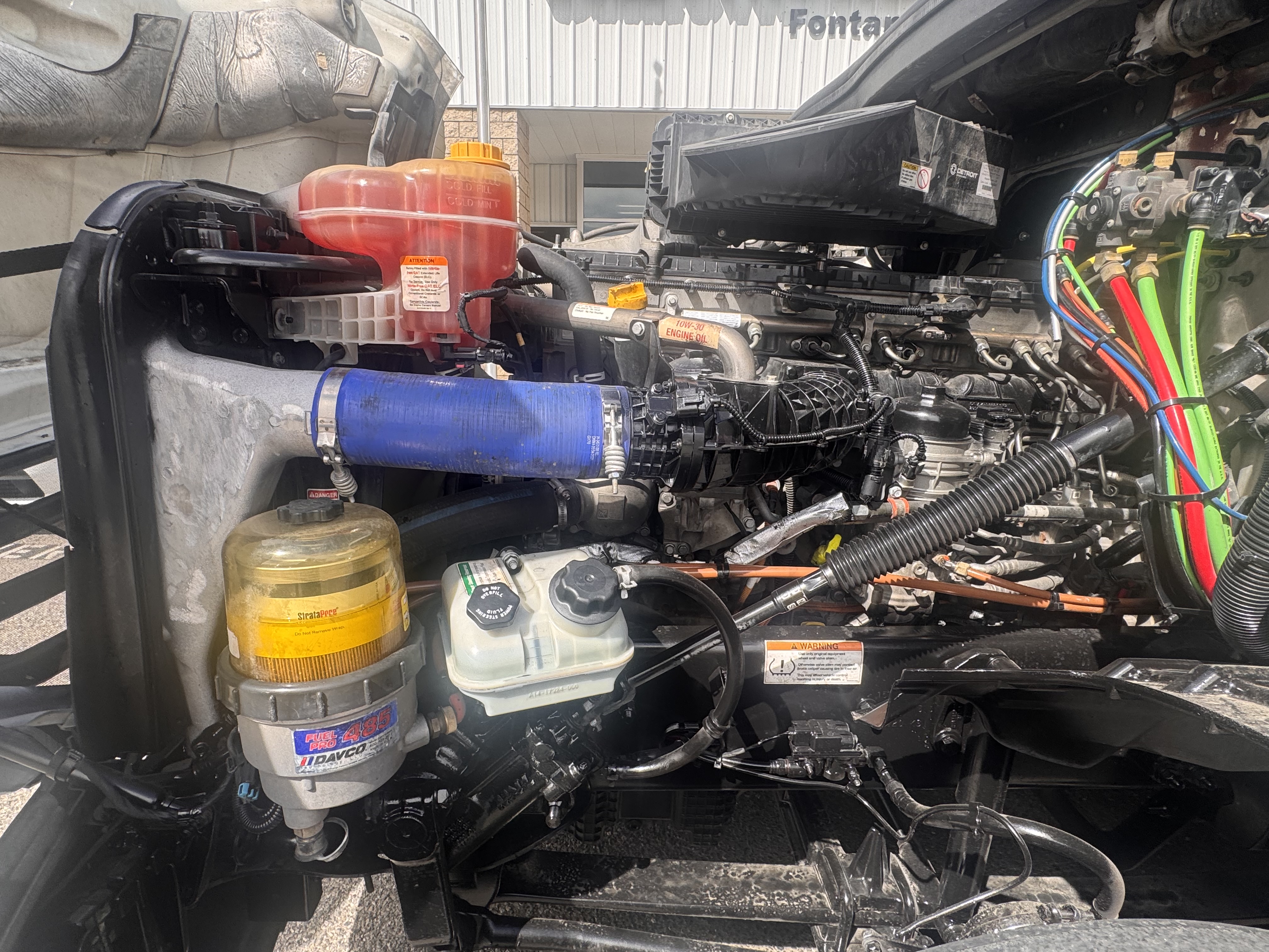 2022 FREIGHTLINER CASCADIA 126DC - image 10