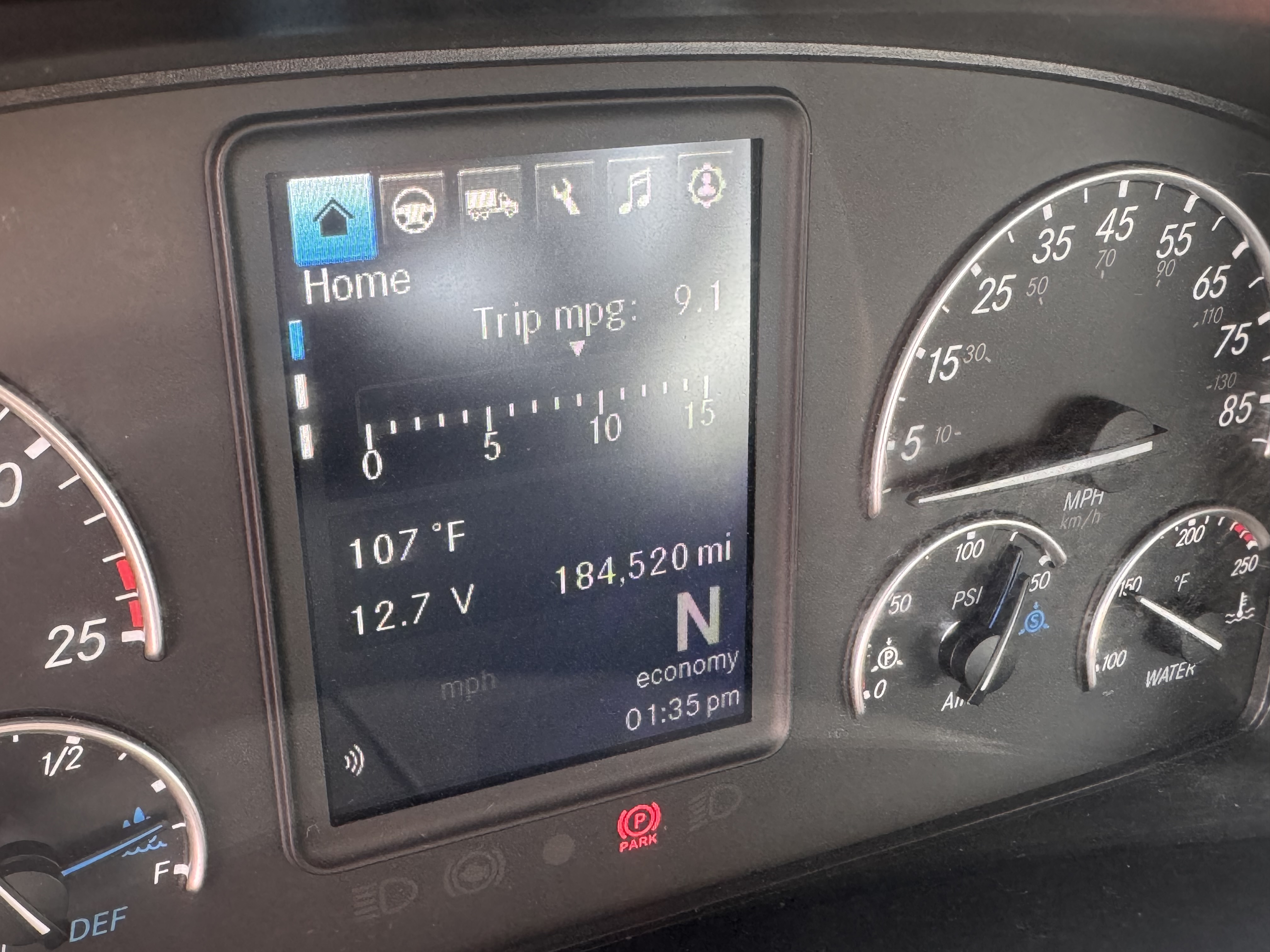 2022 FREIGHTLINER CASCADIA 126DC - image 13