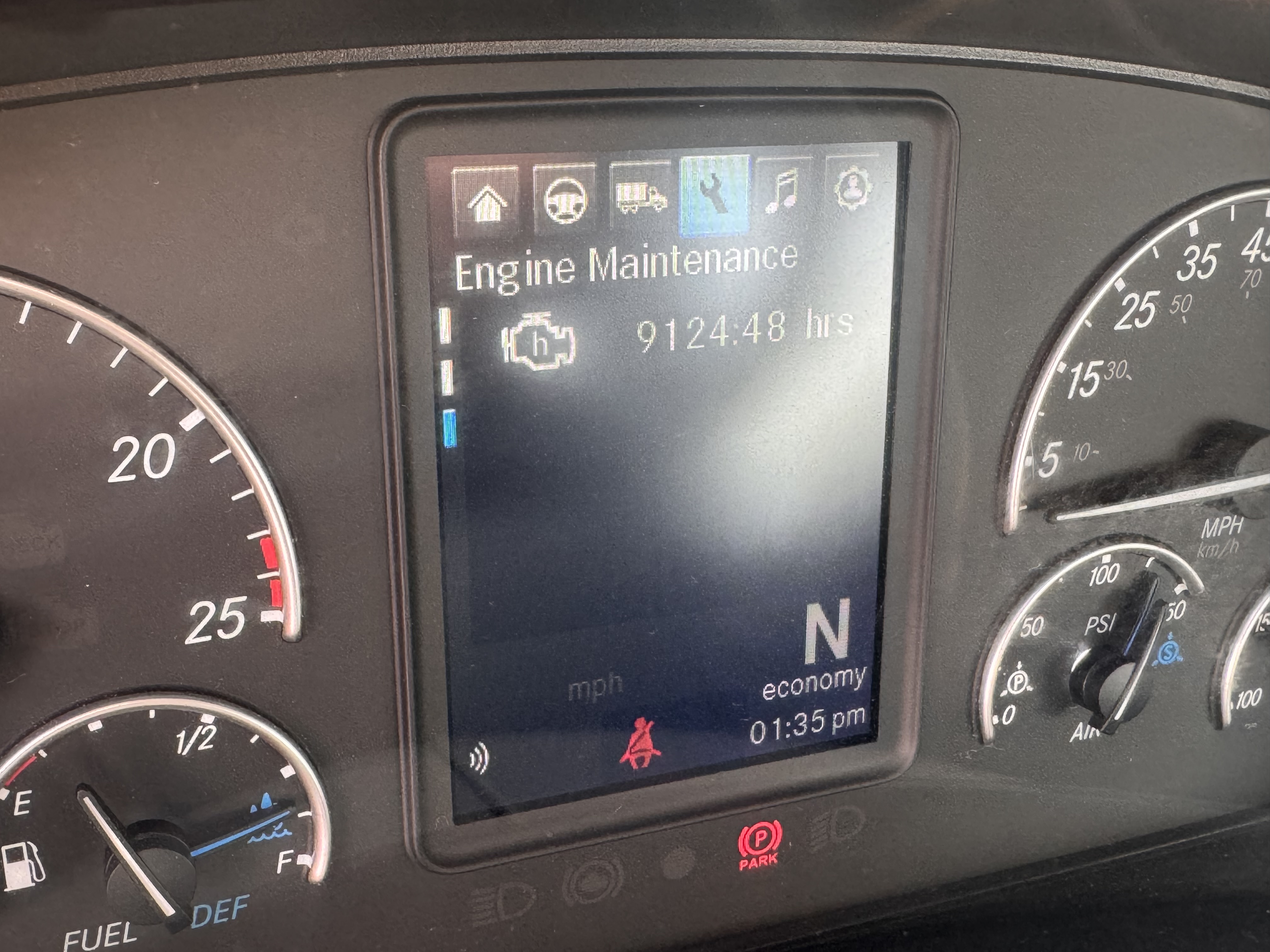 2022 FREIGHTLINER CASCADIA 126DC - image 15