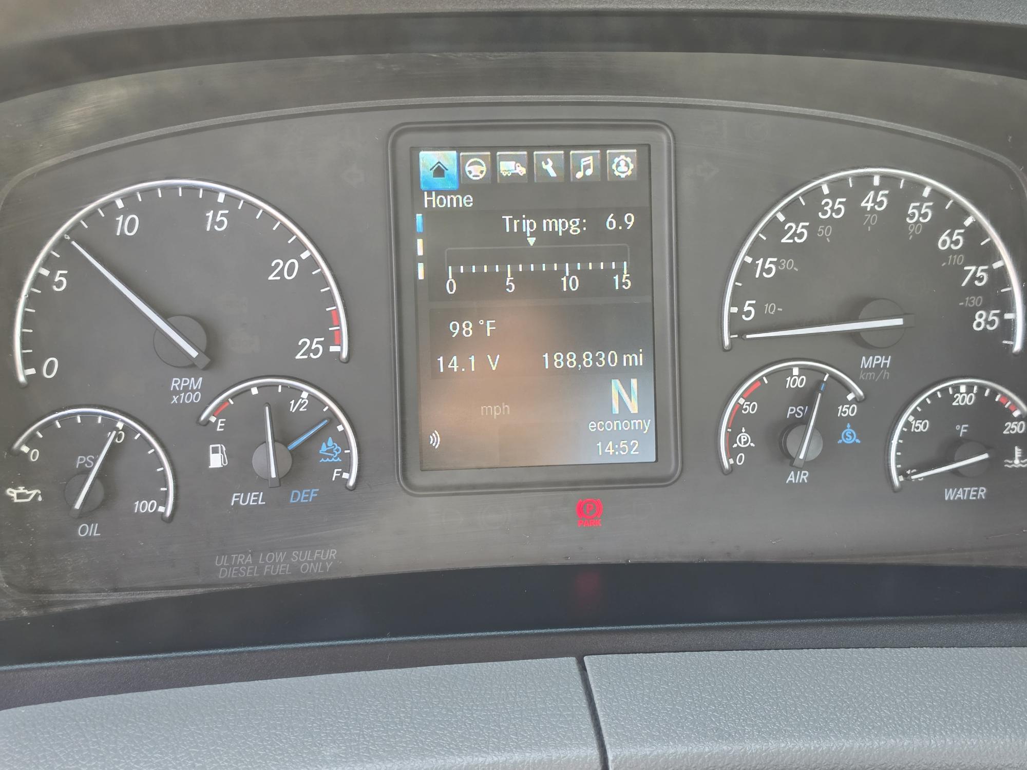 2022 FREIGHTLINER CASCADIA 126DC - image 14