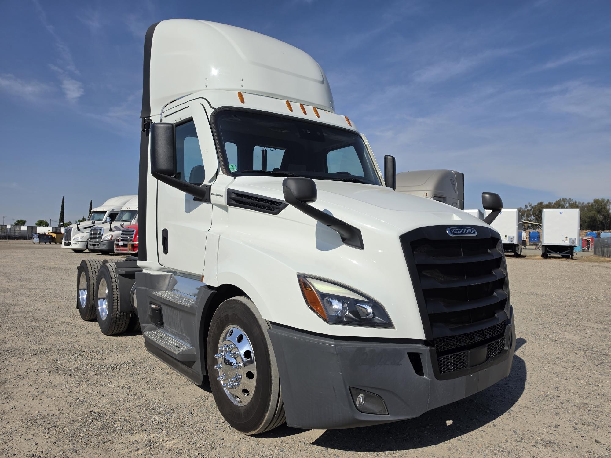 2022 FREIGHTLINER CASCADIA 126DC - image 8