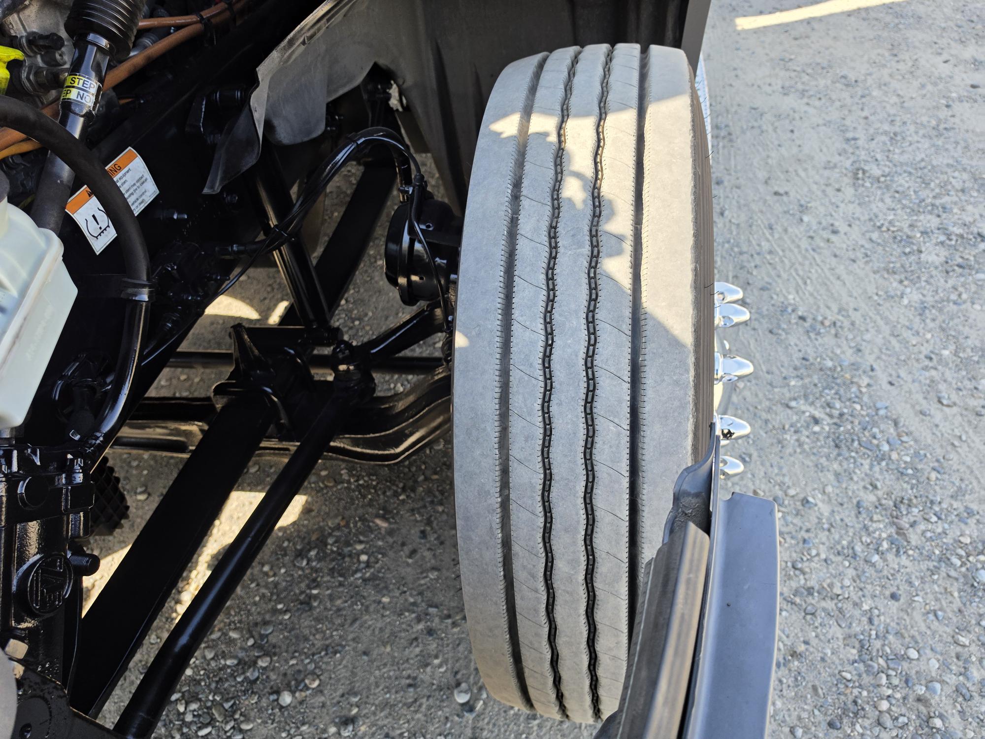 2022 FREIGHTLINER CASCADIA 126DC - image 12