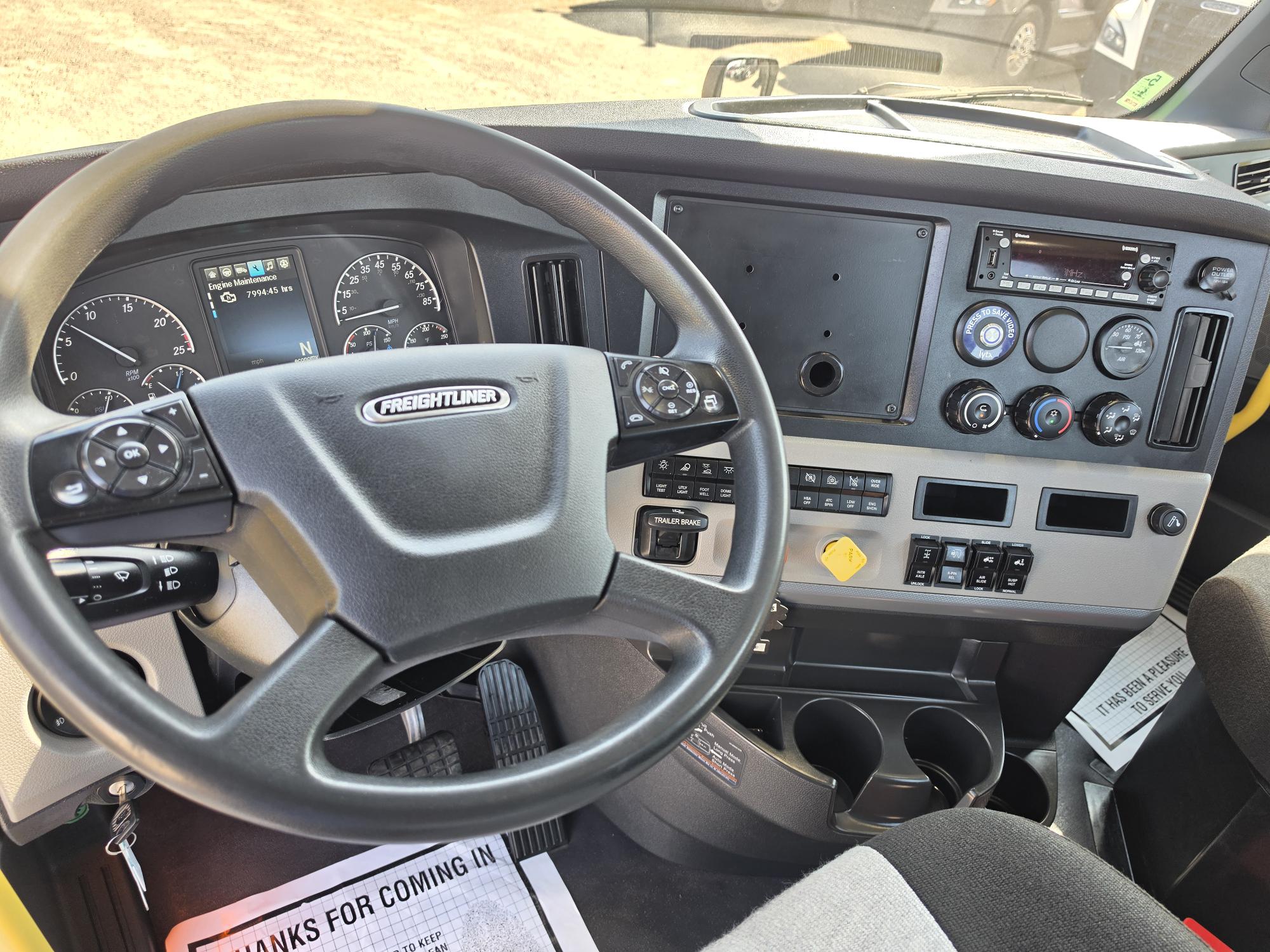 2022 FREIGHTLINER CASCADIA 126DC - image 18
