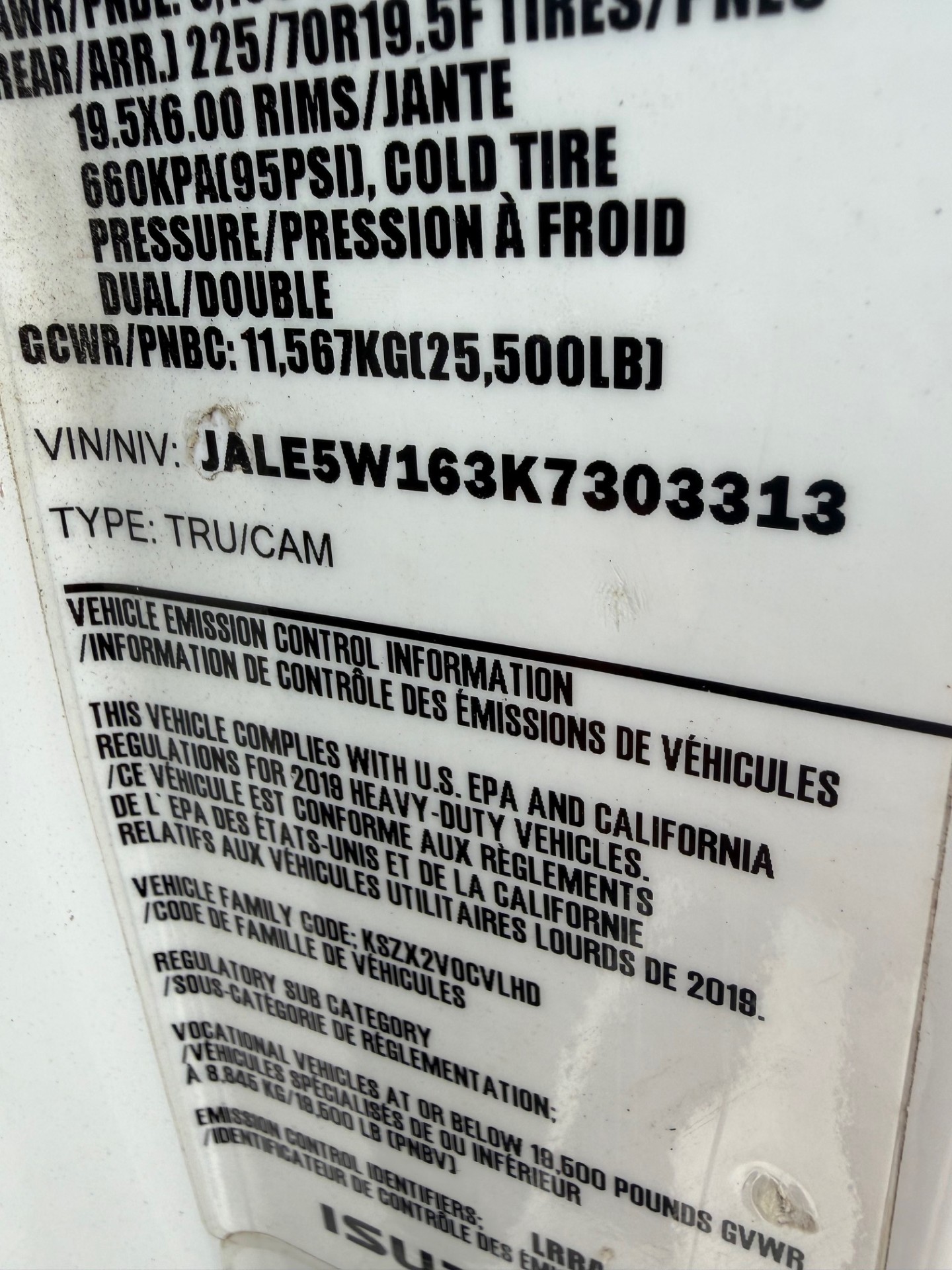 2019 ISUZU NPR - image 15