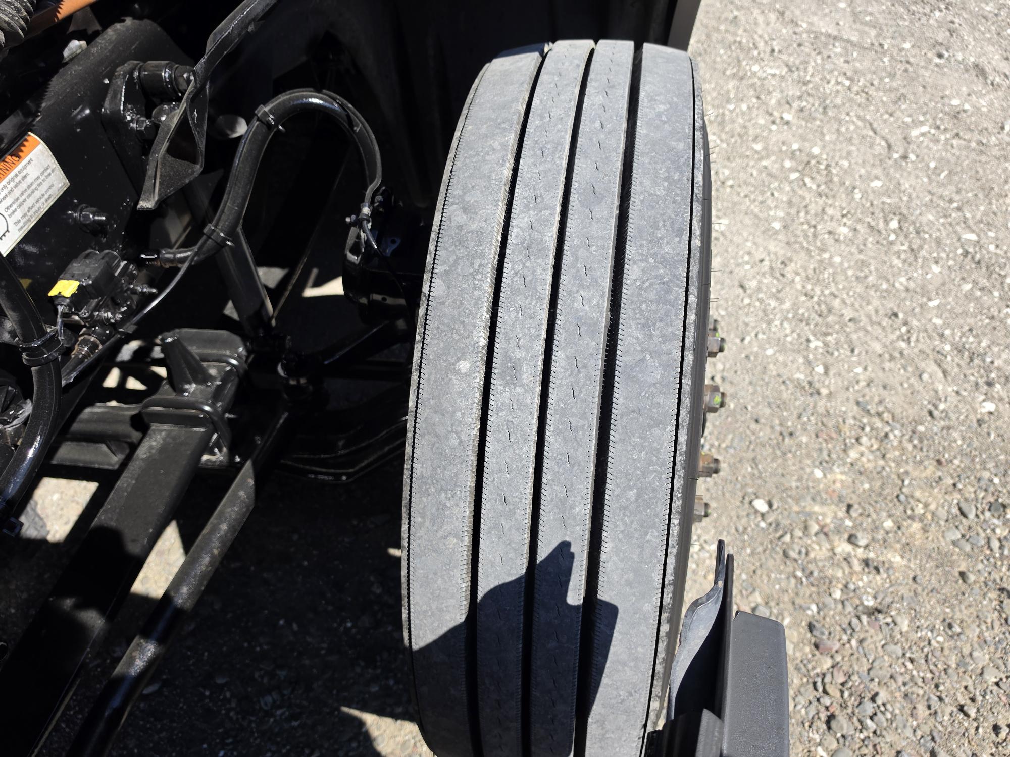 2022 FREIGHTLINER CASCADIA 126DC - image 12