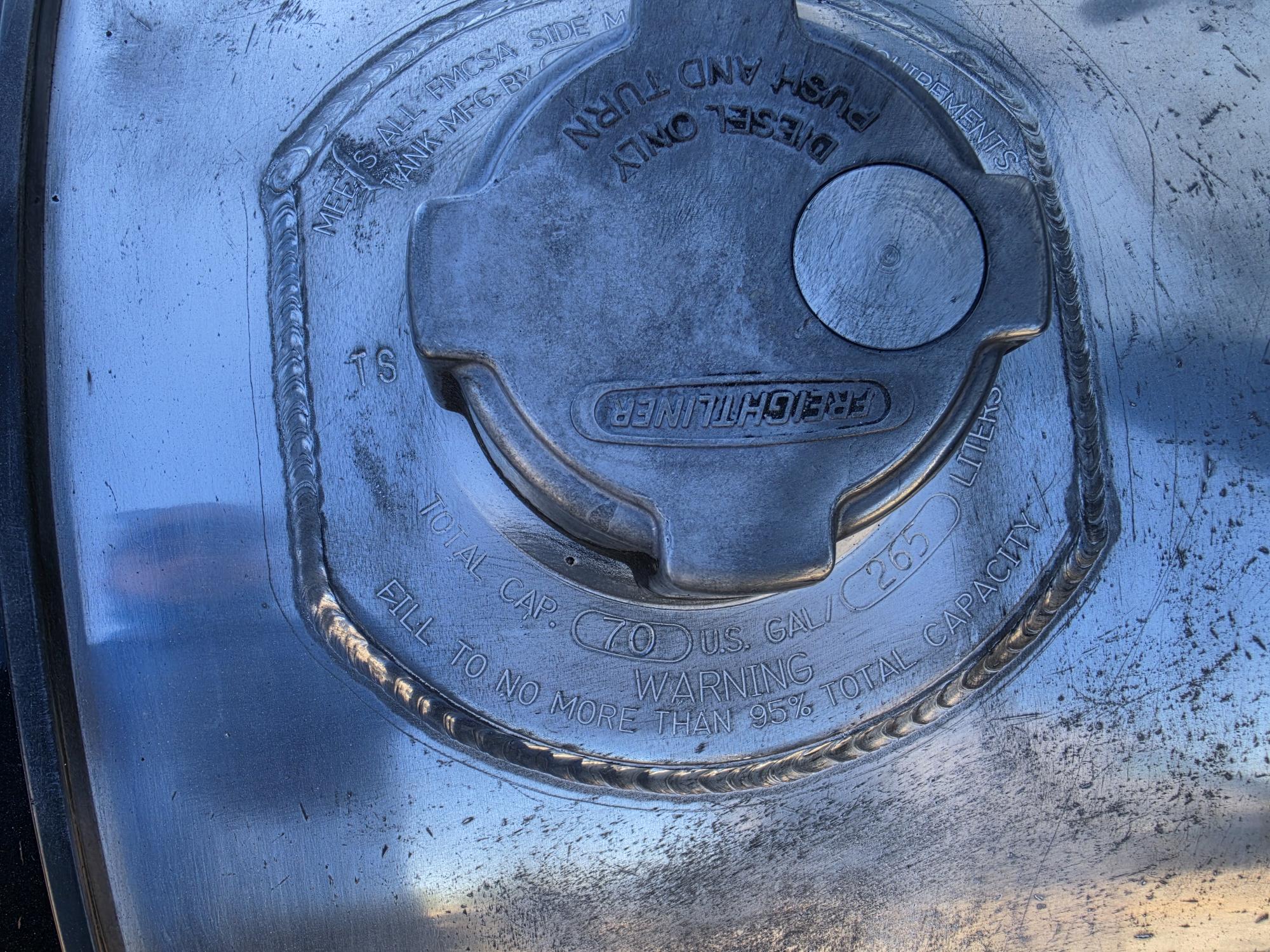 2022 FREIGHTLINER CASCADIA 126DC - image 21