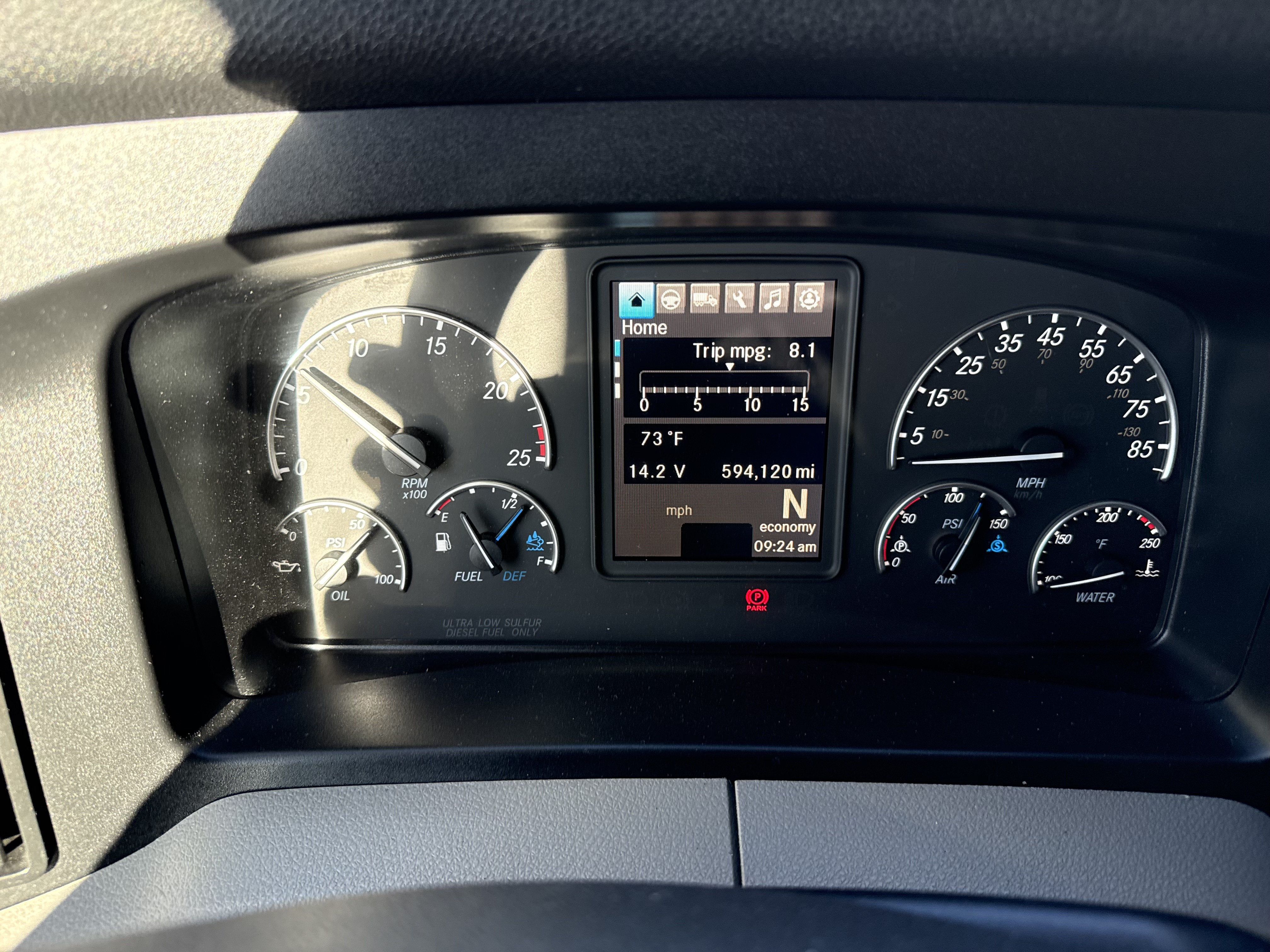 2020 FREIGHTLINER CASCADIA 126SLP - image 14