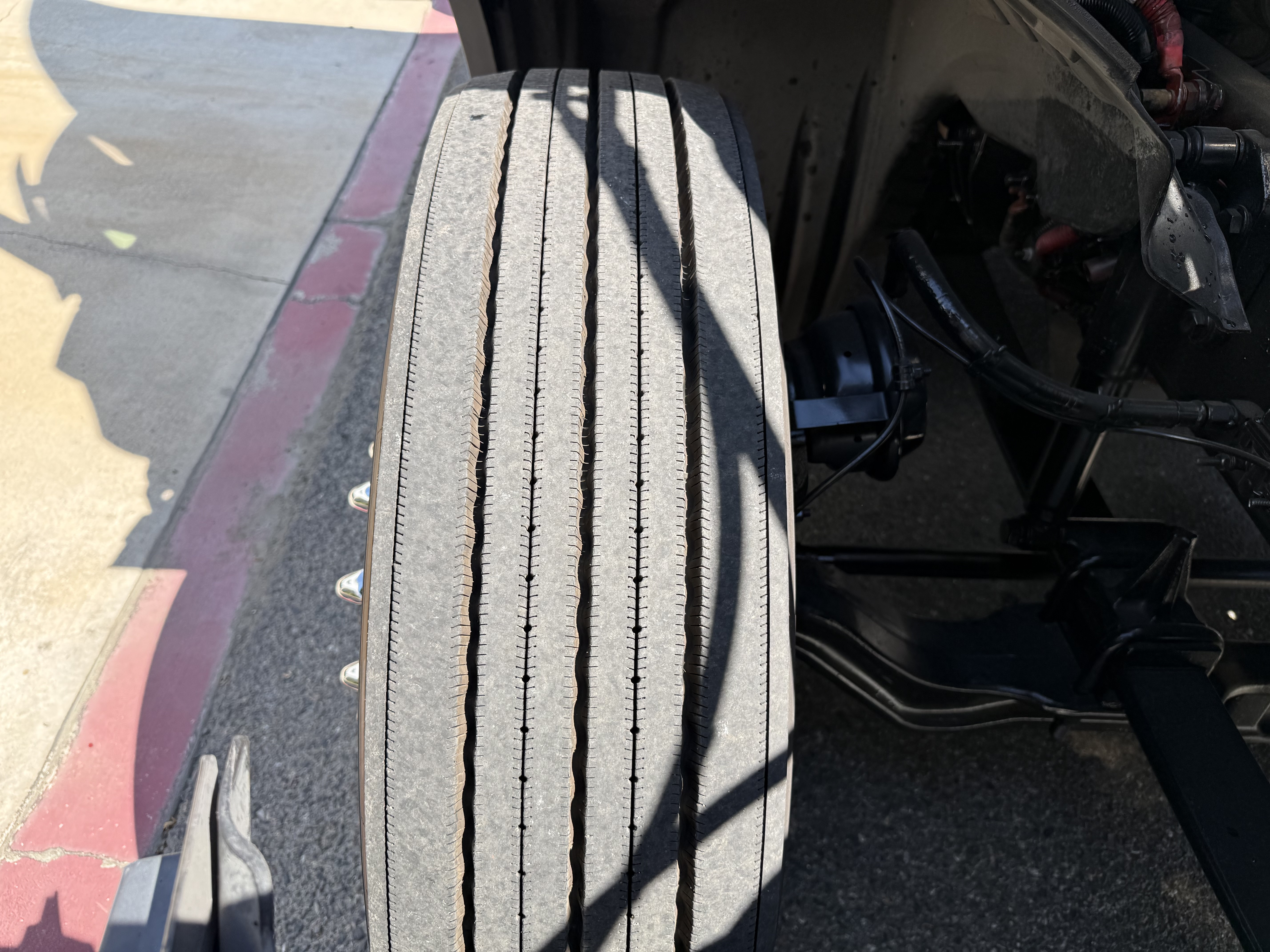 2022 FREIGHTLINER CASCADIA 126DC - image 11