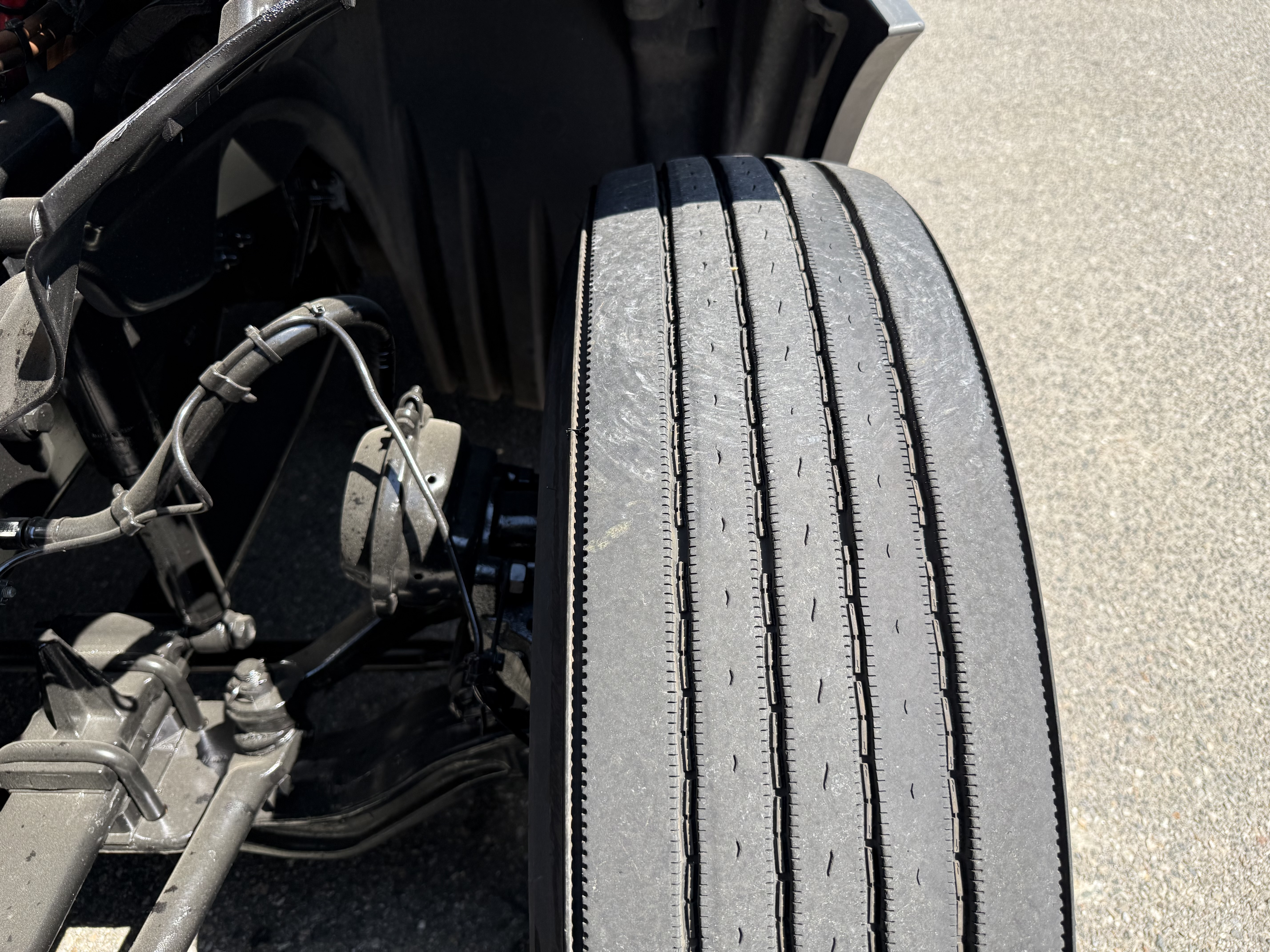 2022 FREIGHTLINER CASCADIA 126DC - image 12