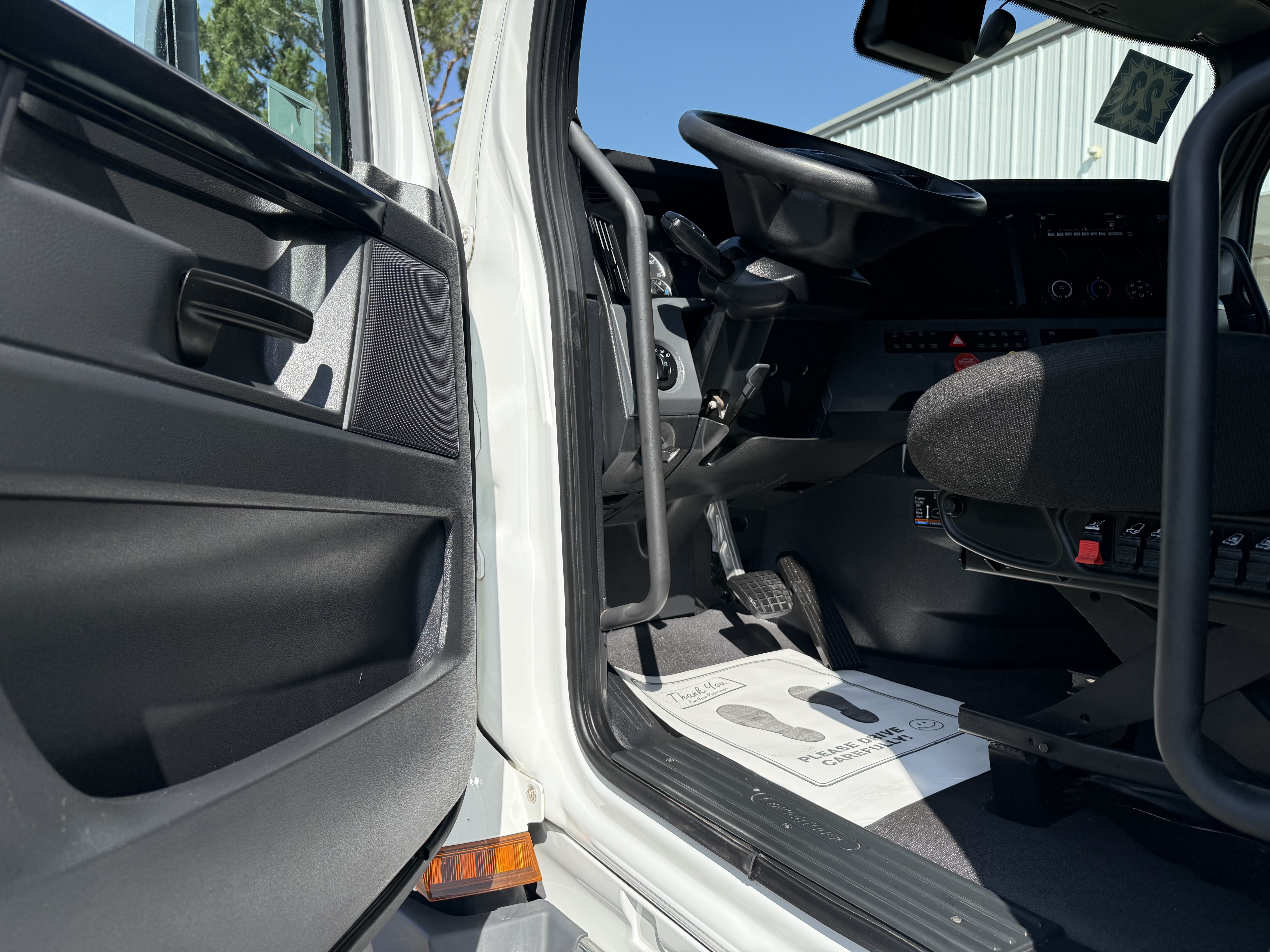 2023 FREIGHTLINER CASCADIA 126SLP - image 19