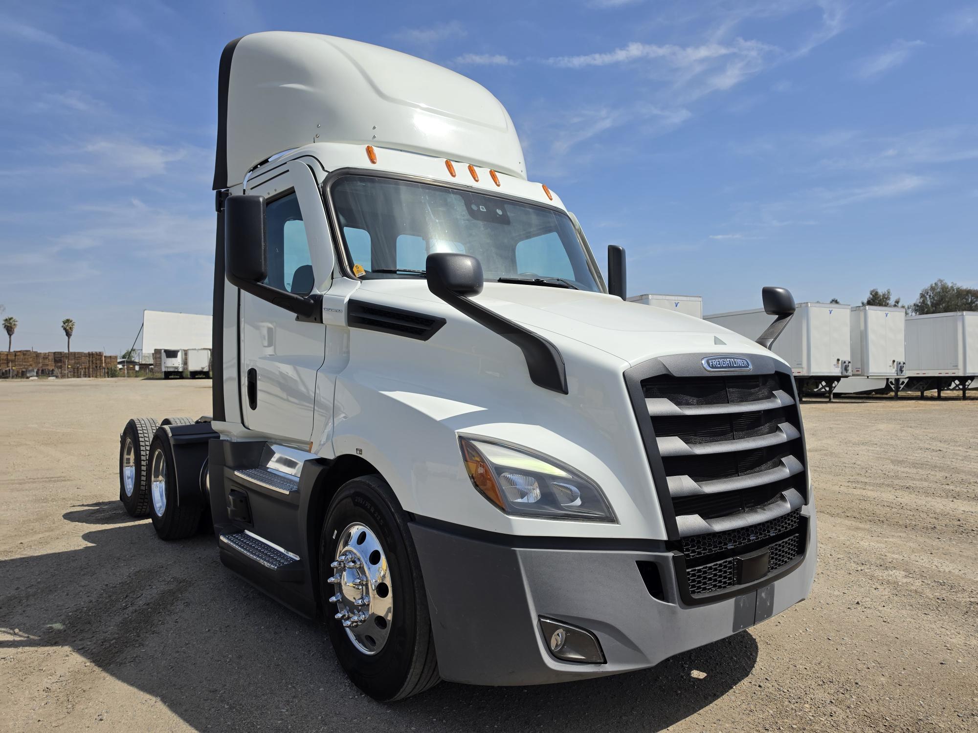 2022 FREIGHTLINER CASCADIA 126DC - image 8
