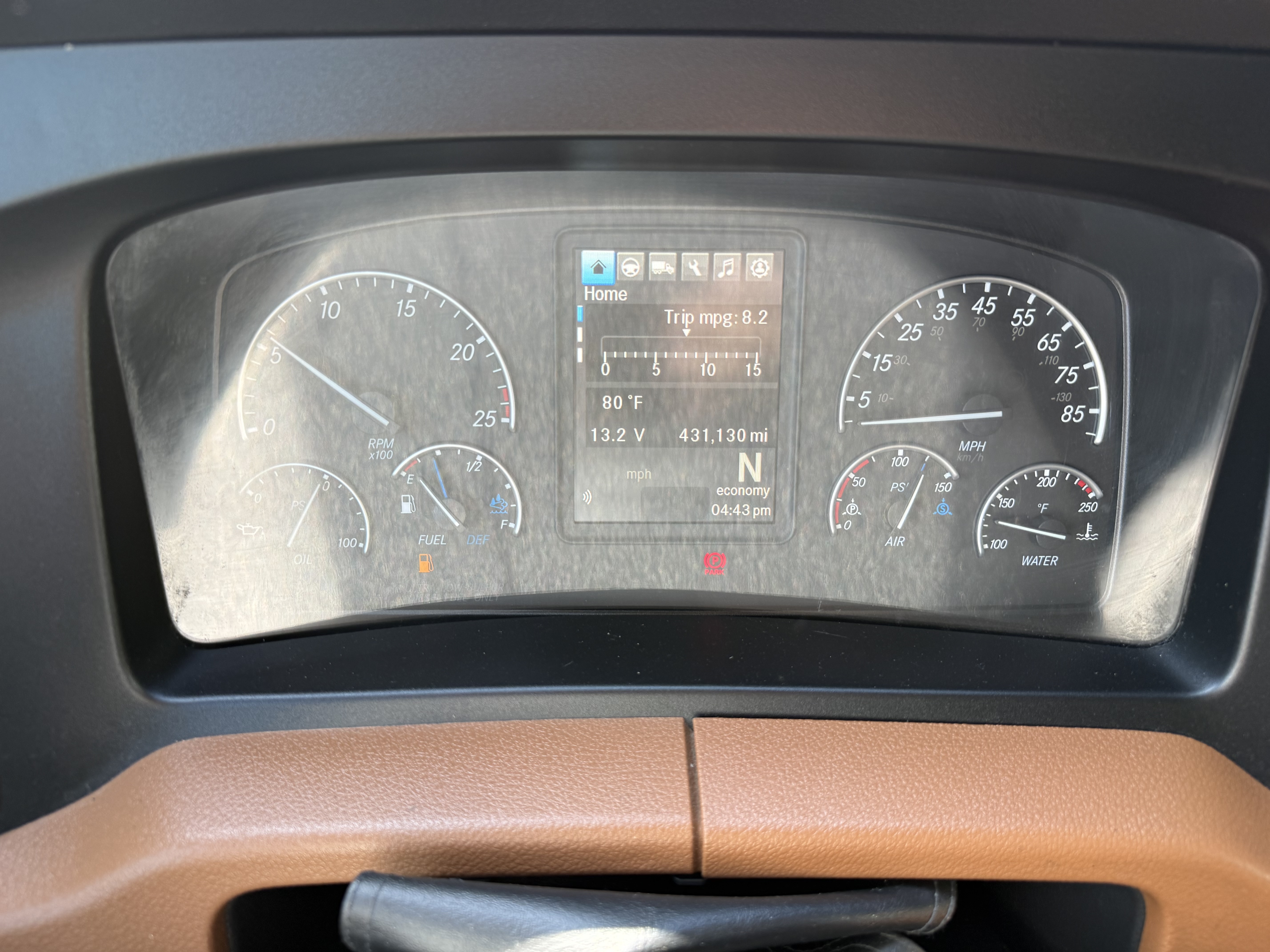 2021 FREIGHTLINER CASCADIA 126SLP - image 14