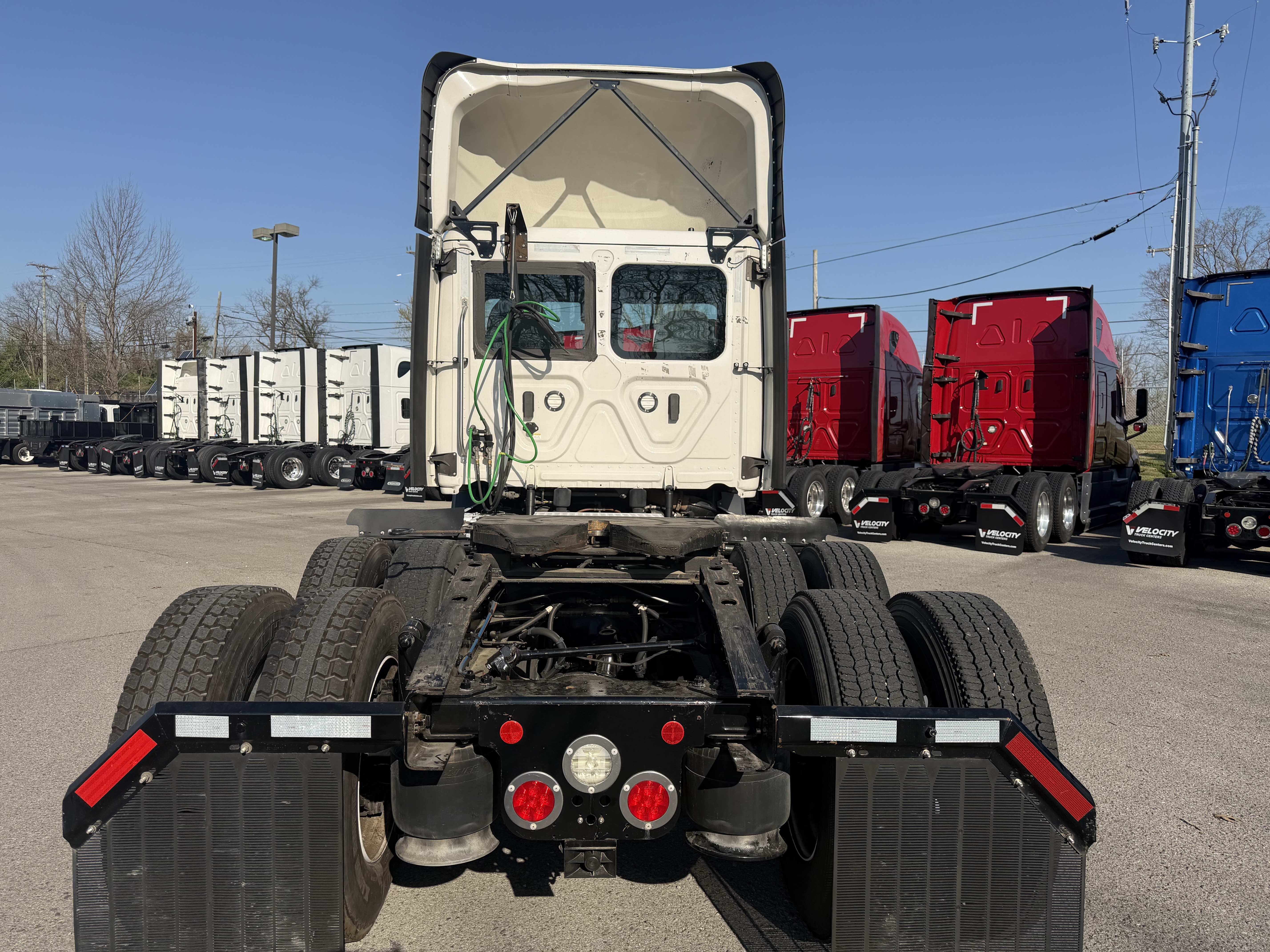 2021 FREIGHTLINER CASCADIA 116DC - image 6