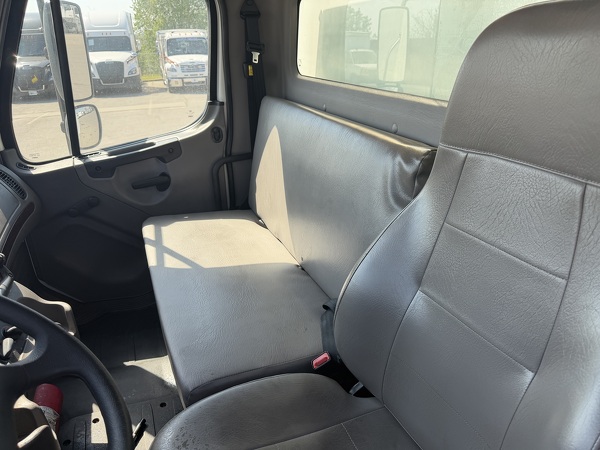 FREIGHTLINER M2 2019 5