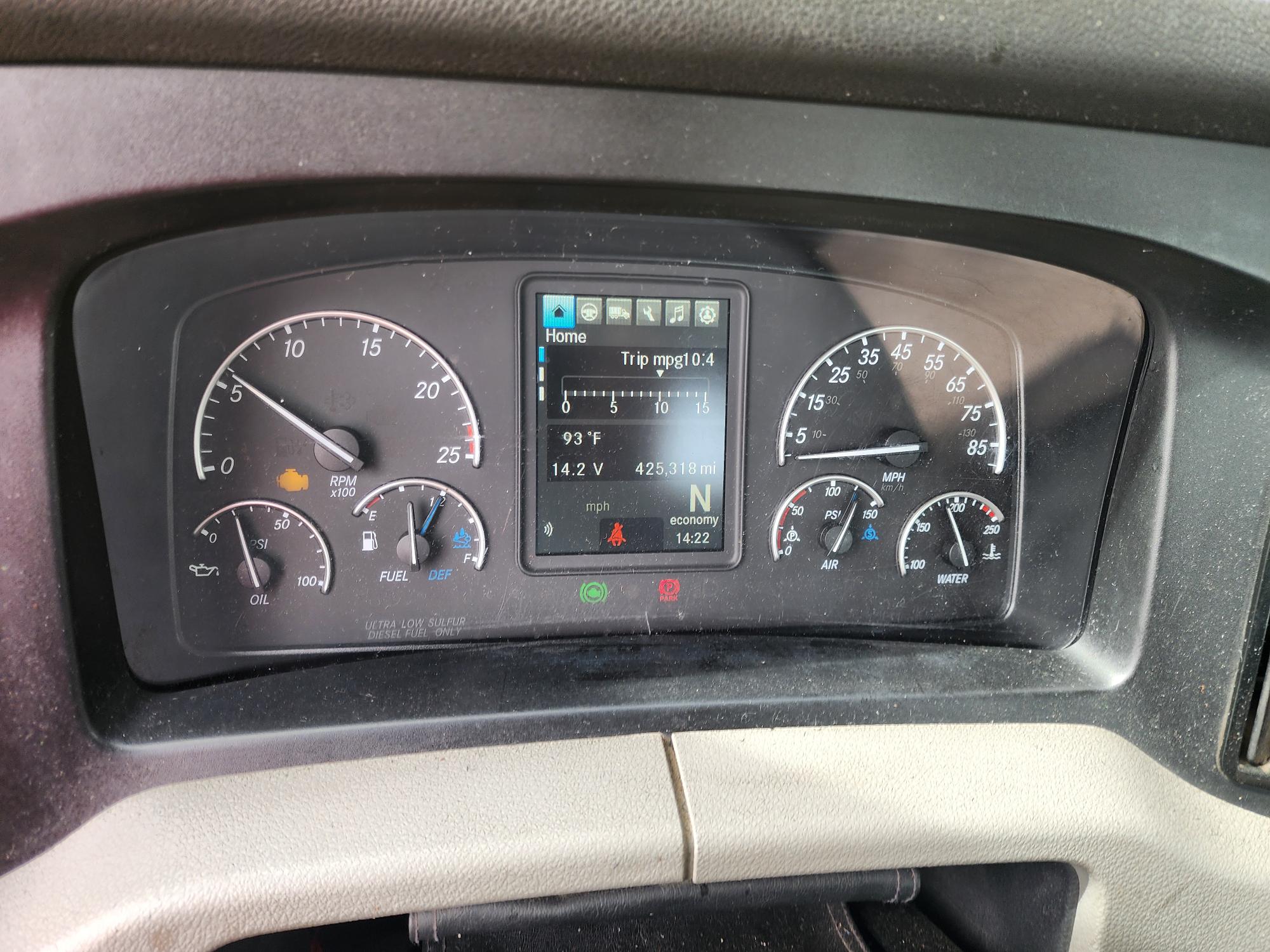 2021 FREIGHTLINER CASCADIA 116DC - image 7