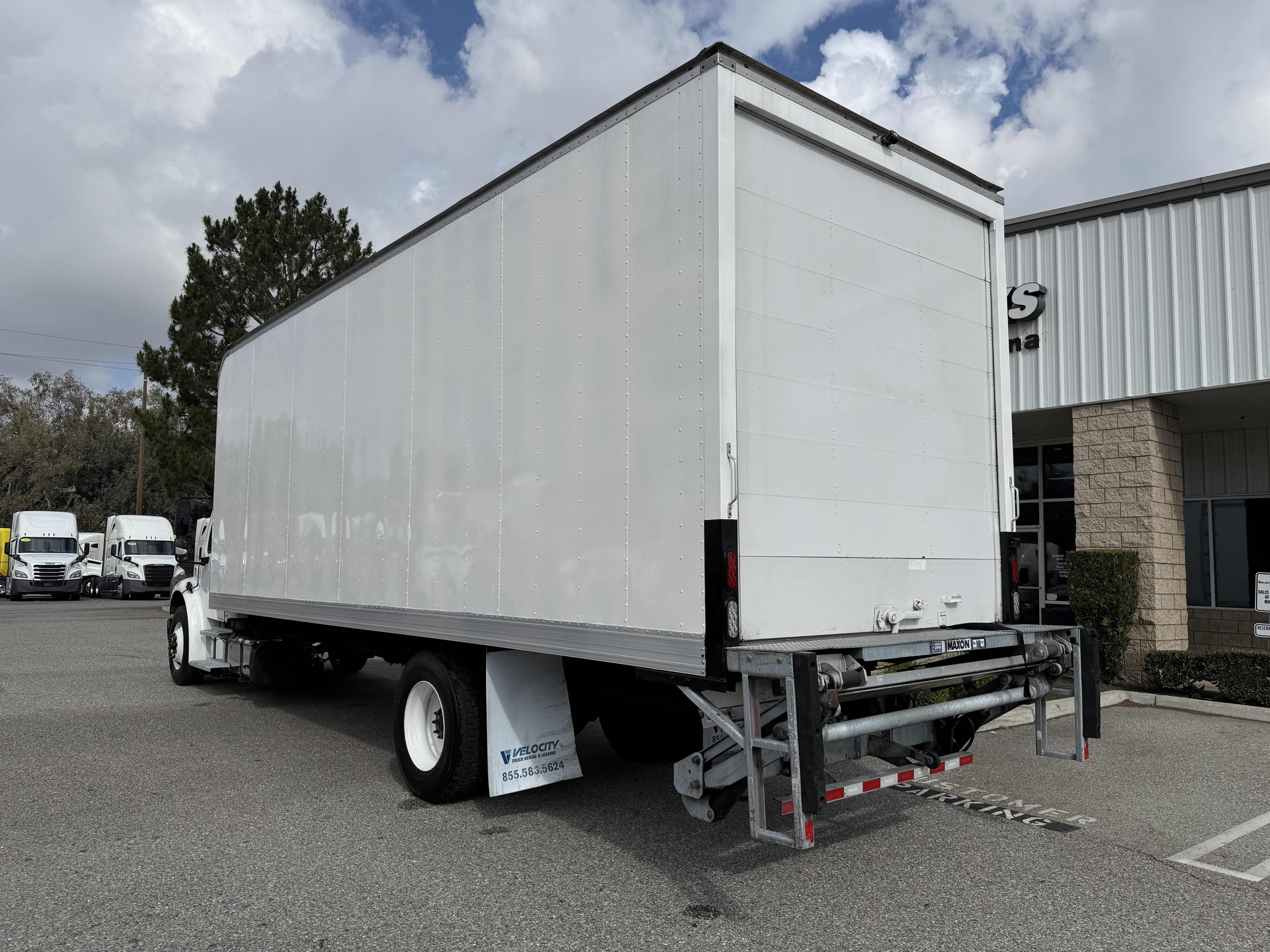 2019 FREIGHTLINER M2106 - image 5