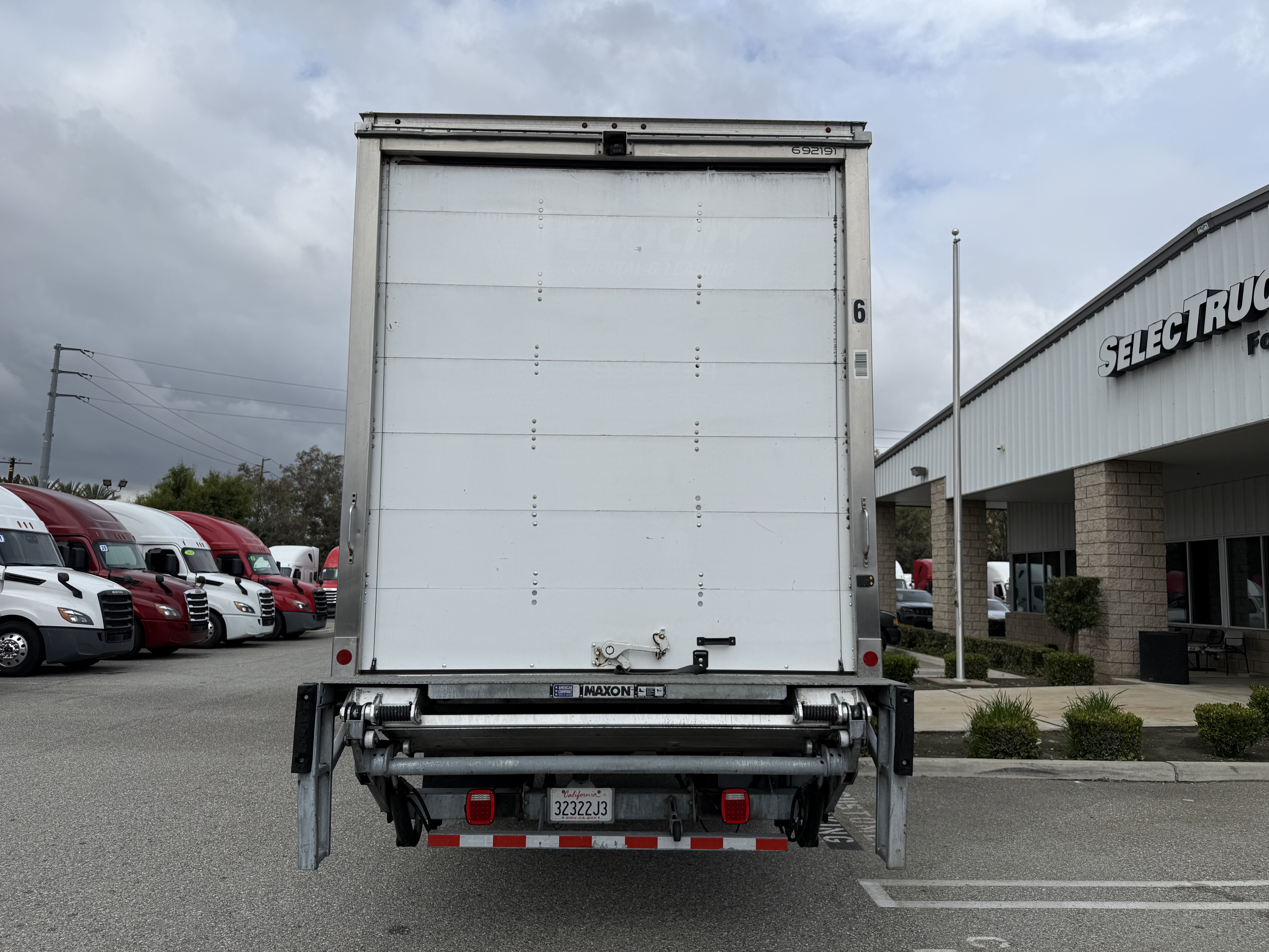 2019 FREIGHTLINER M2106 - image 5