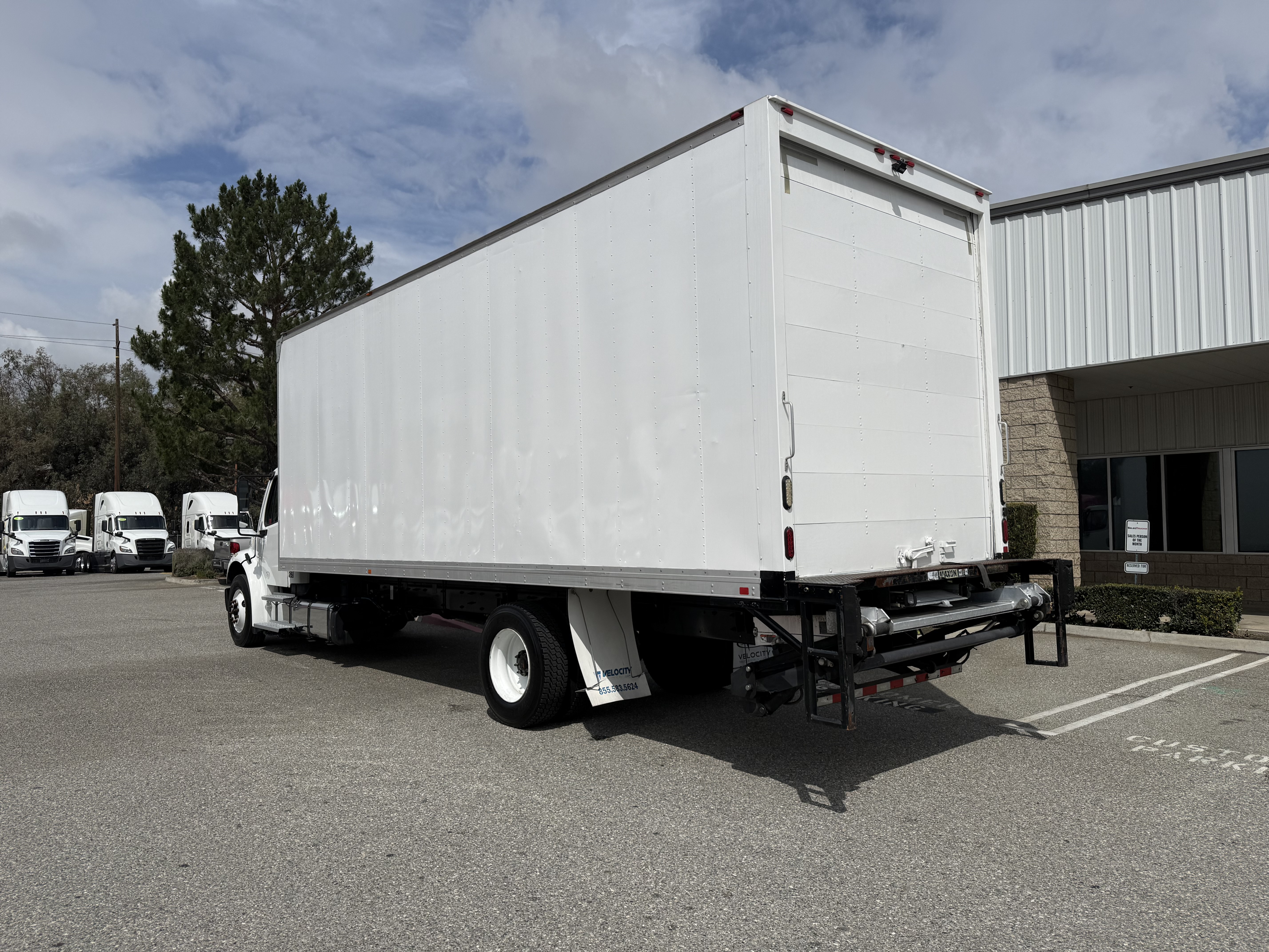 2018 FREIGHTLINER M2106 - image 4