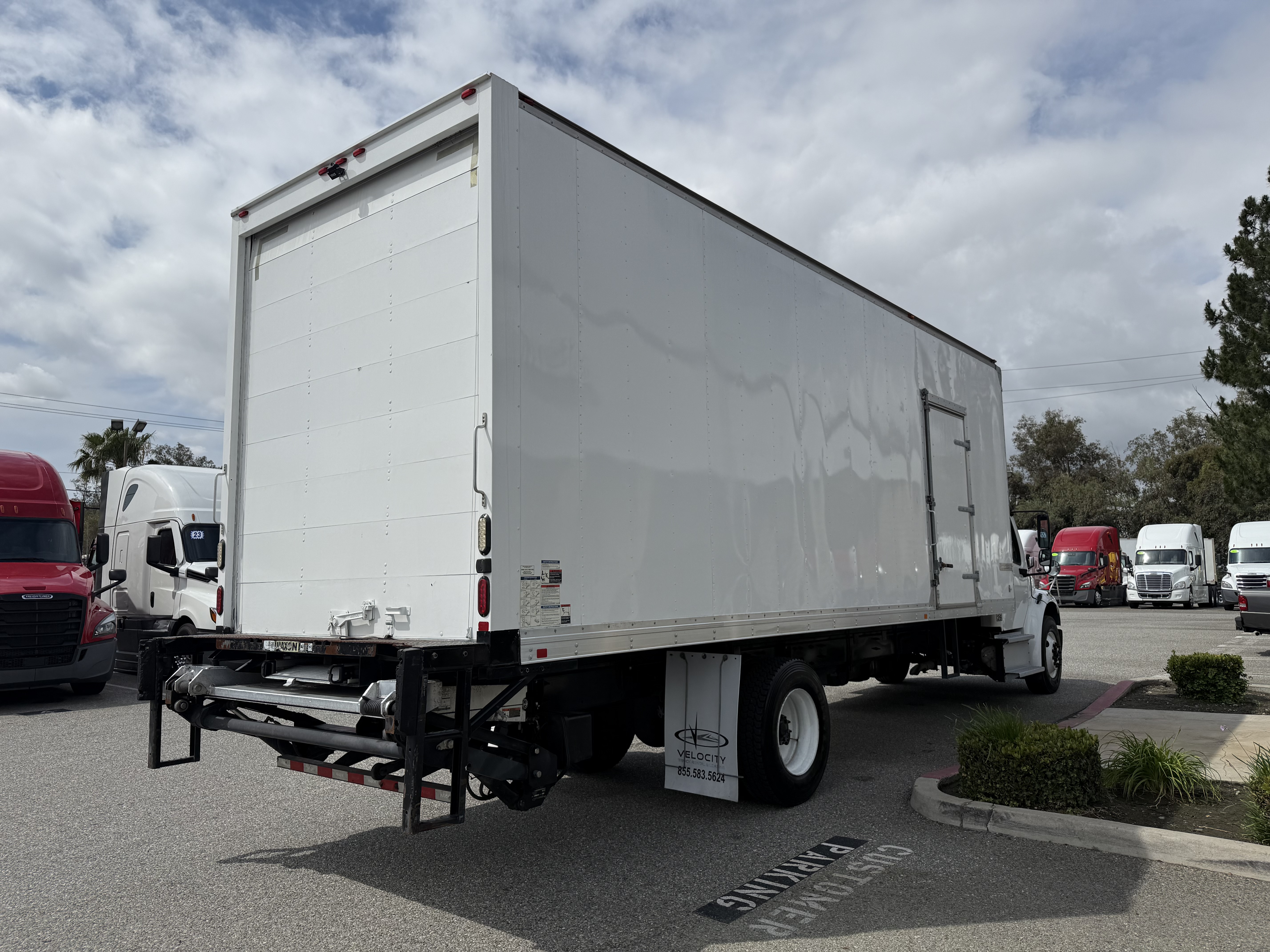 2018 FREIGHTLINER M2106 - image 7