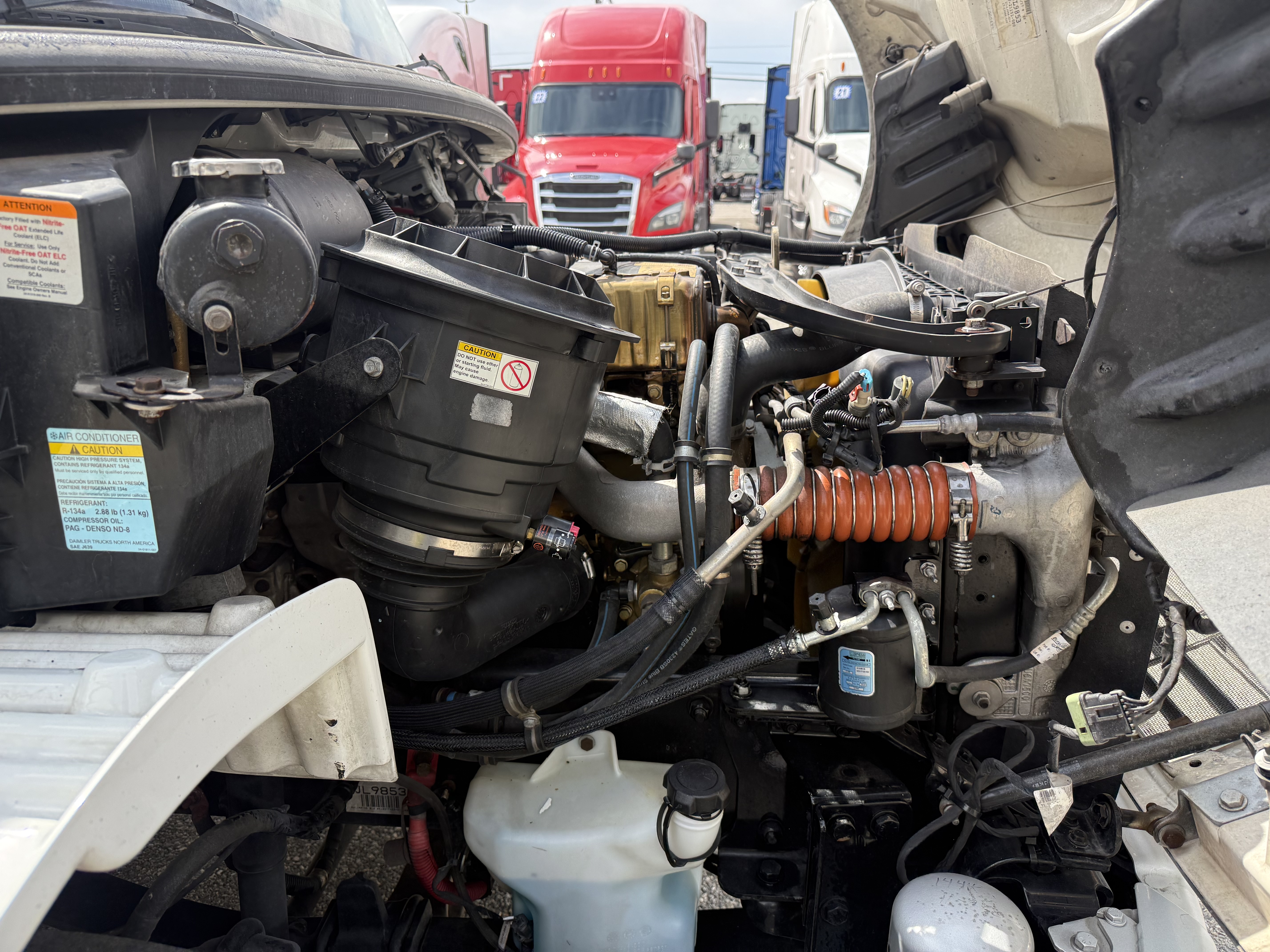 2018 FREIGHTLINER M2106 - image 10