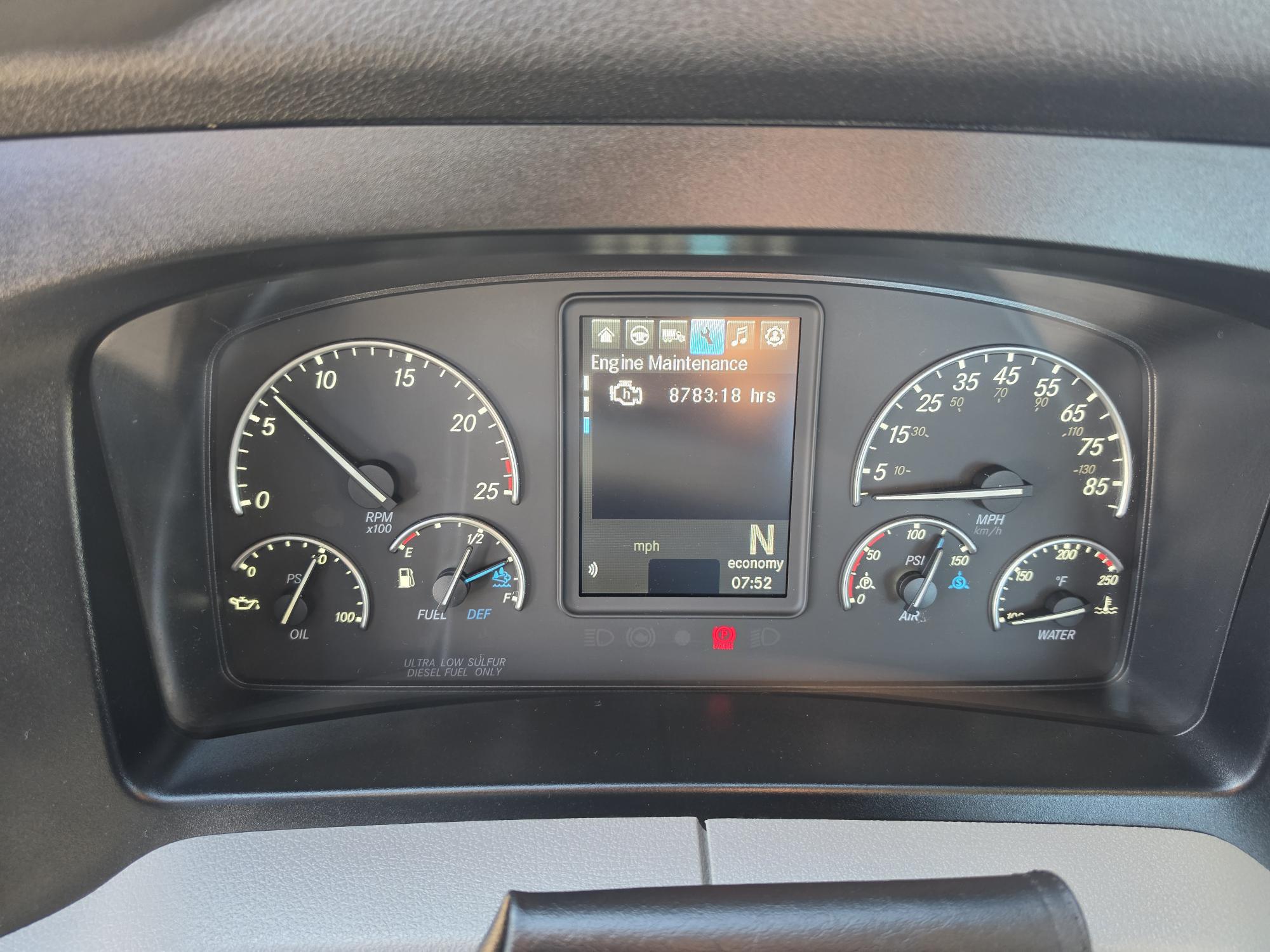 2022 FREIGHTLINER CASCADIA 126DC - image 15