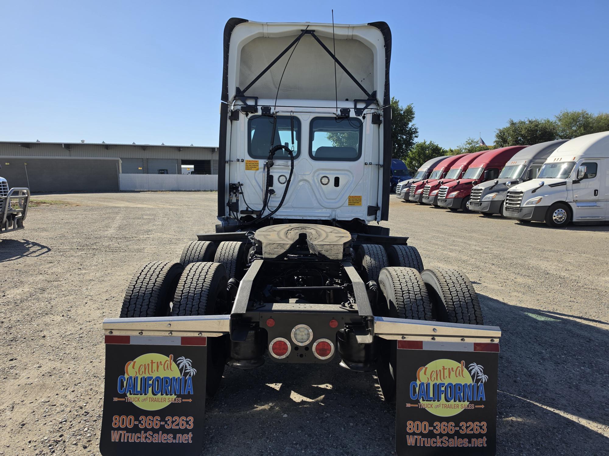 2022 FREIGHTLINER CASCADIA 126DC - image 5