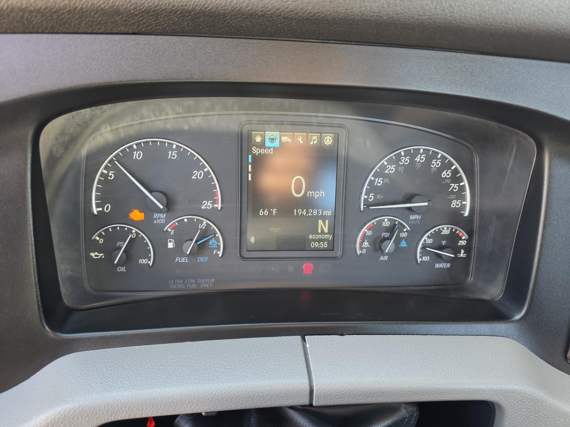 2022 FREIGHTLINER CASCADIA 126DC - image 15