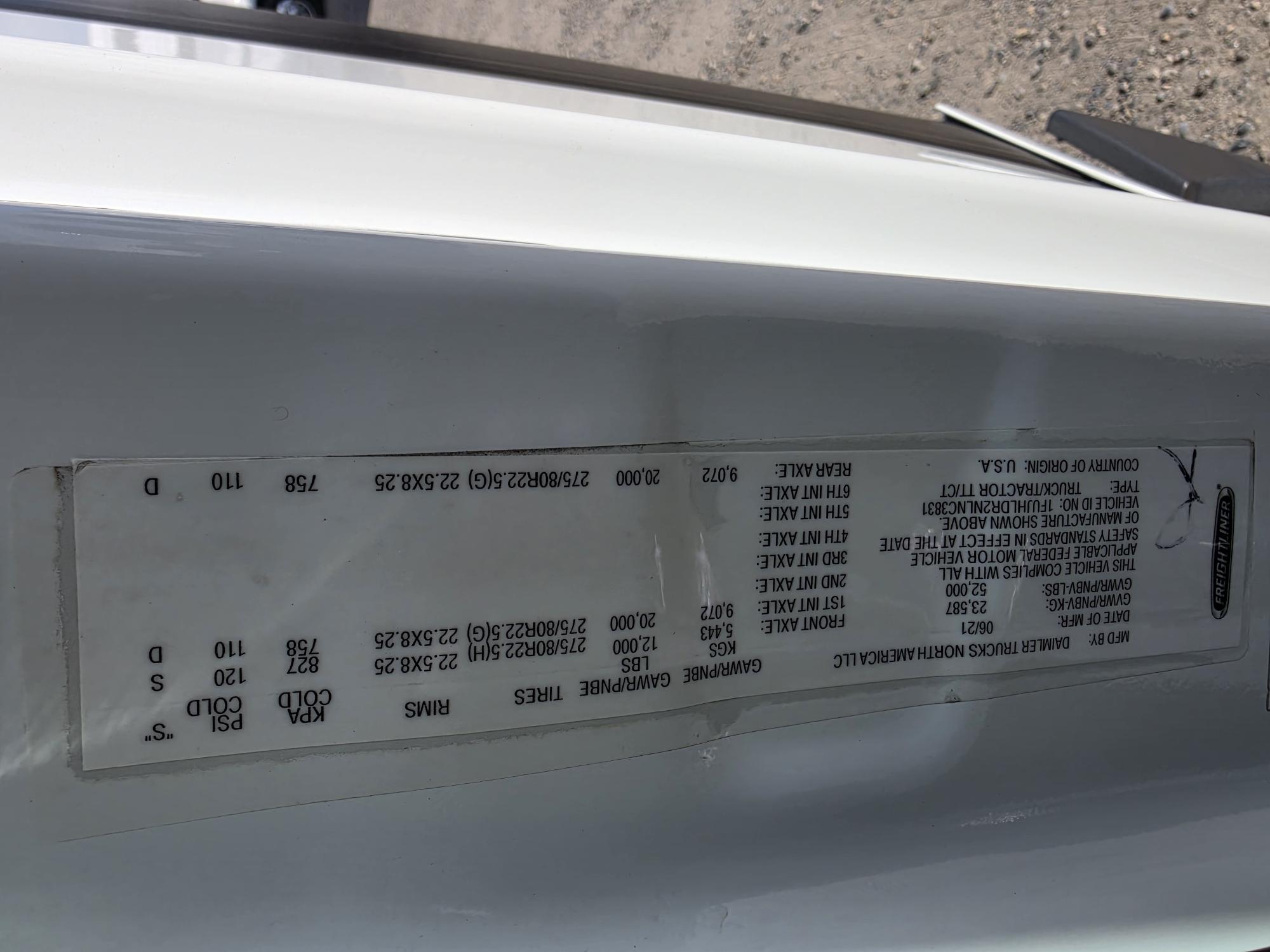 2022 FREIGHTLINER CASCADIA 126DC - image 24