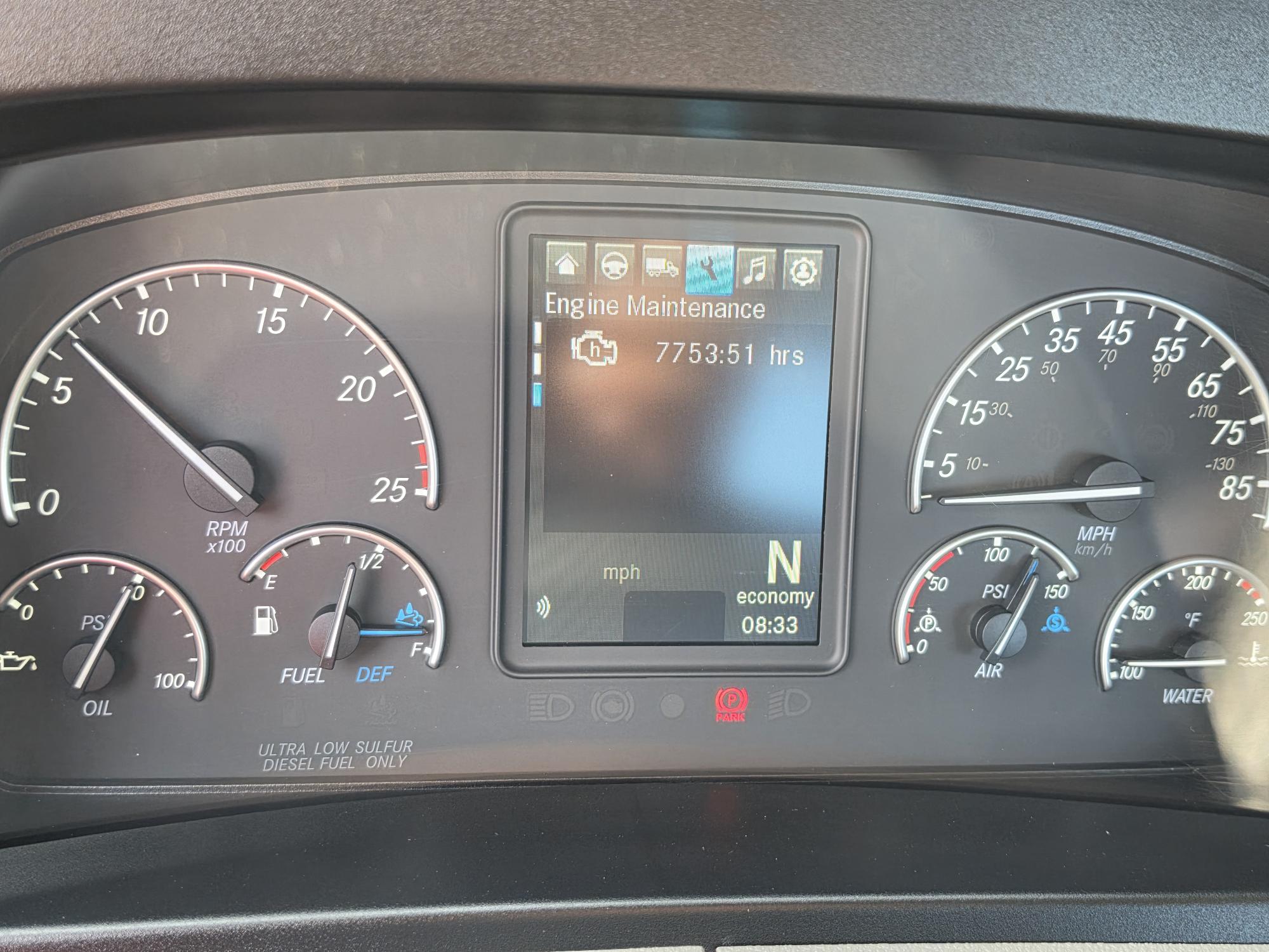 2022 FREIGHTLINER CASCADIA 126DC - image 16