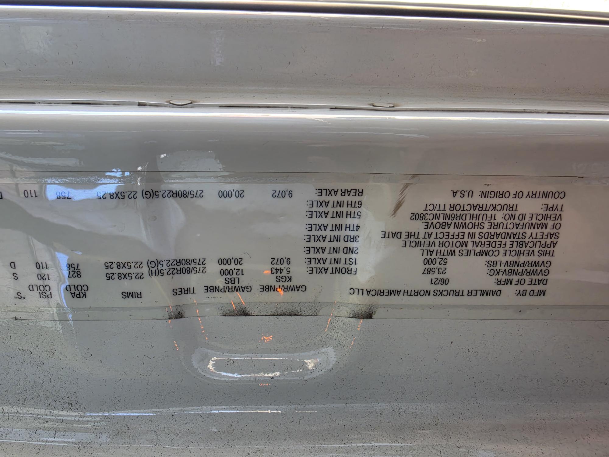 2022 Freightliner Cascadia in Selectrucks Fontana, CA — photo 5