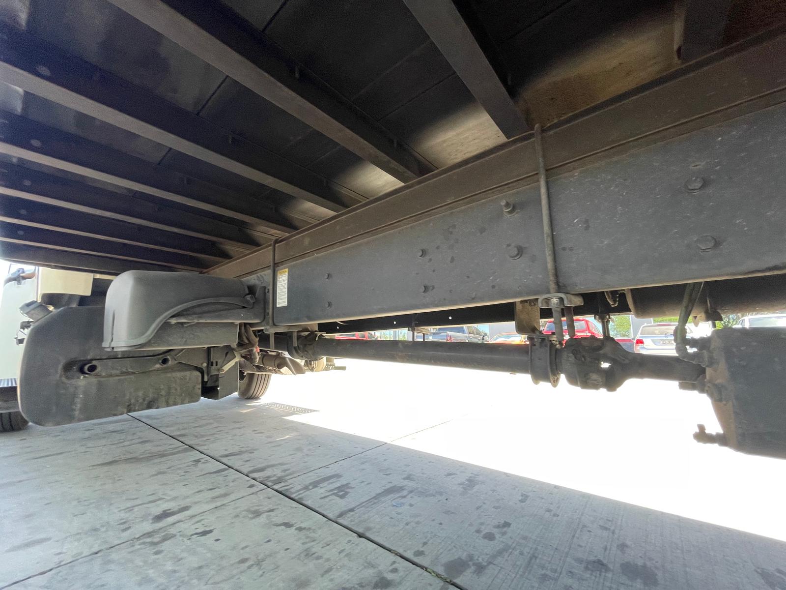 2015 FREIGHTLINER M2 26K Box Truck - image 7