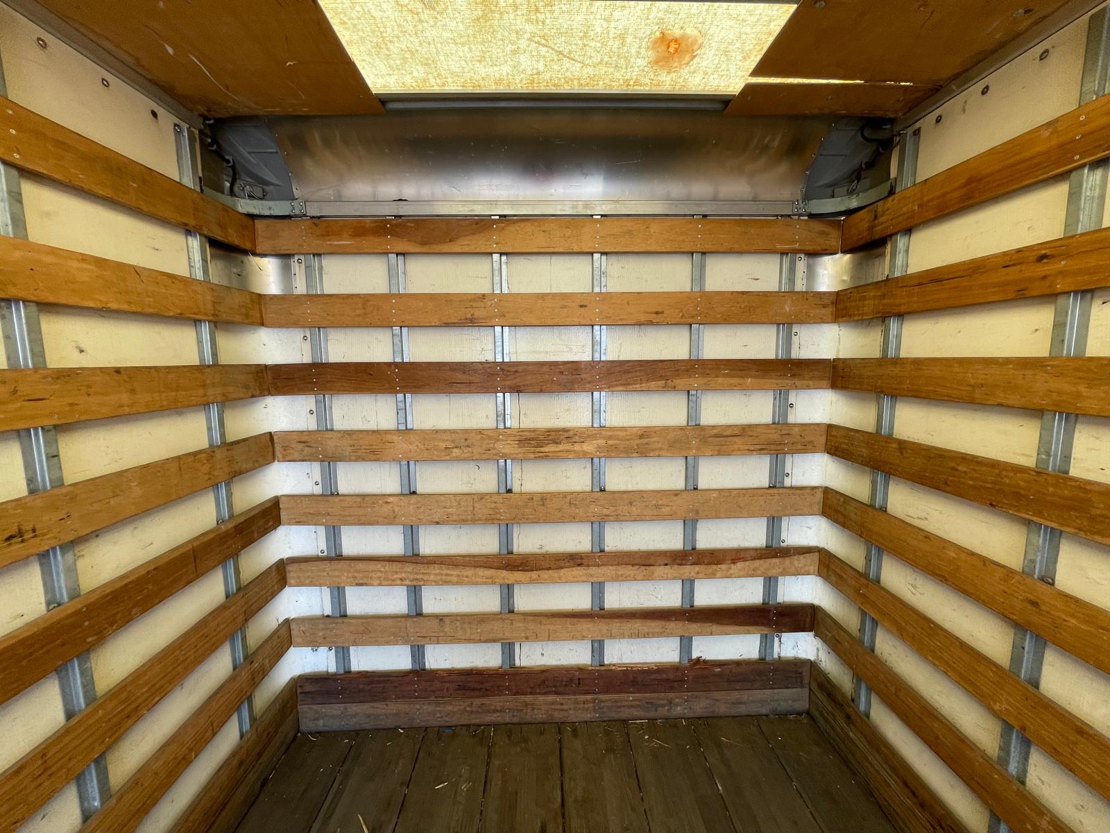 2015 FREIGHTLINER M2 26K Box Truck - image 25