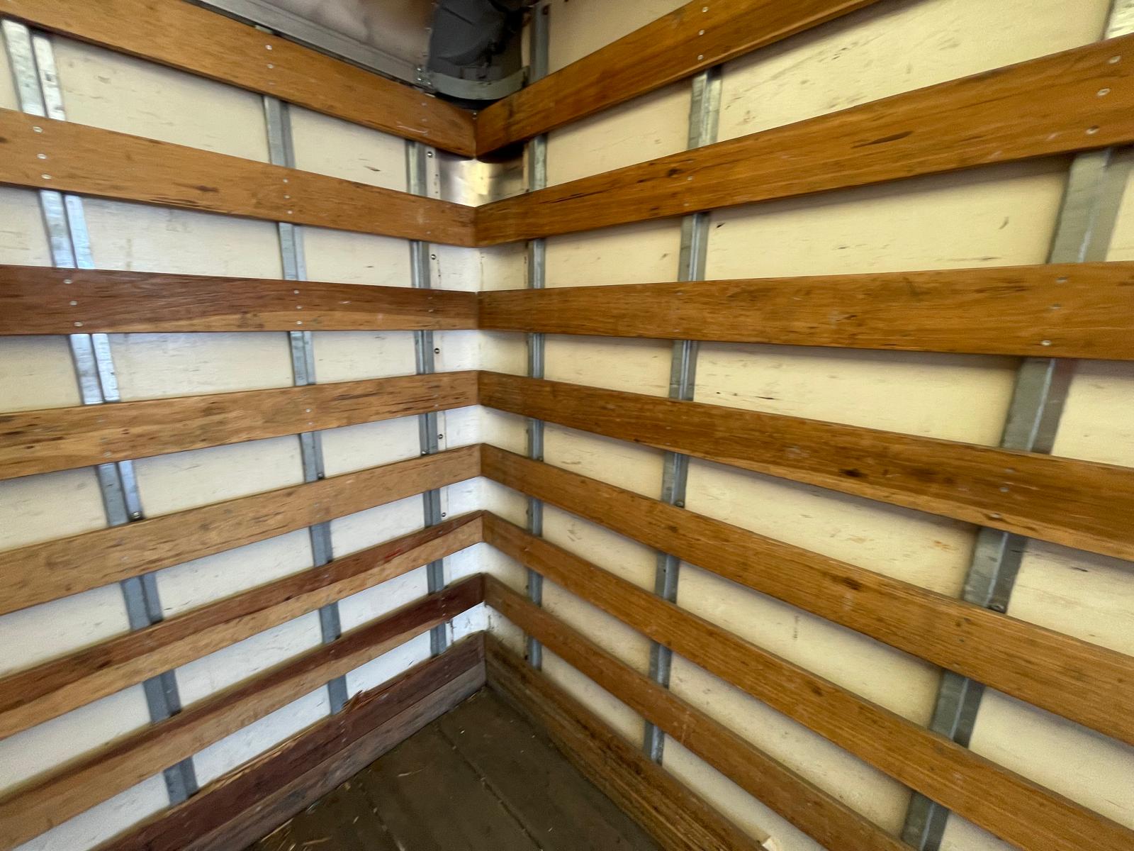 2015 FREIGHTLINER M2 26K Box Truck - image 26