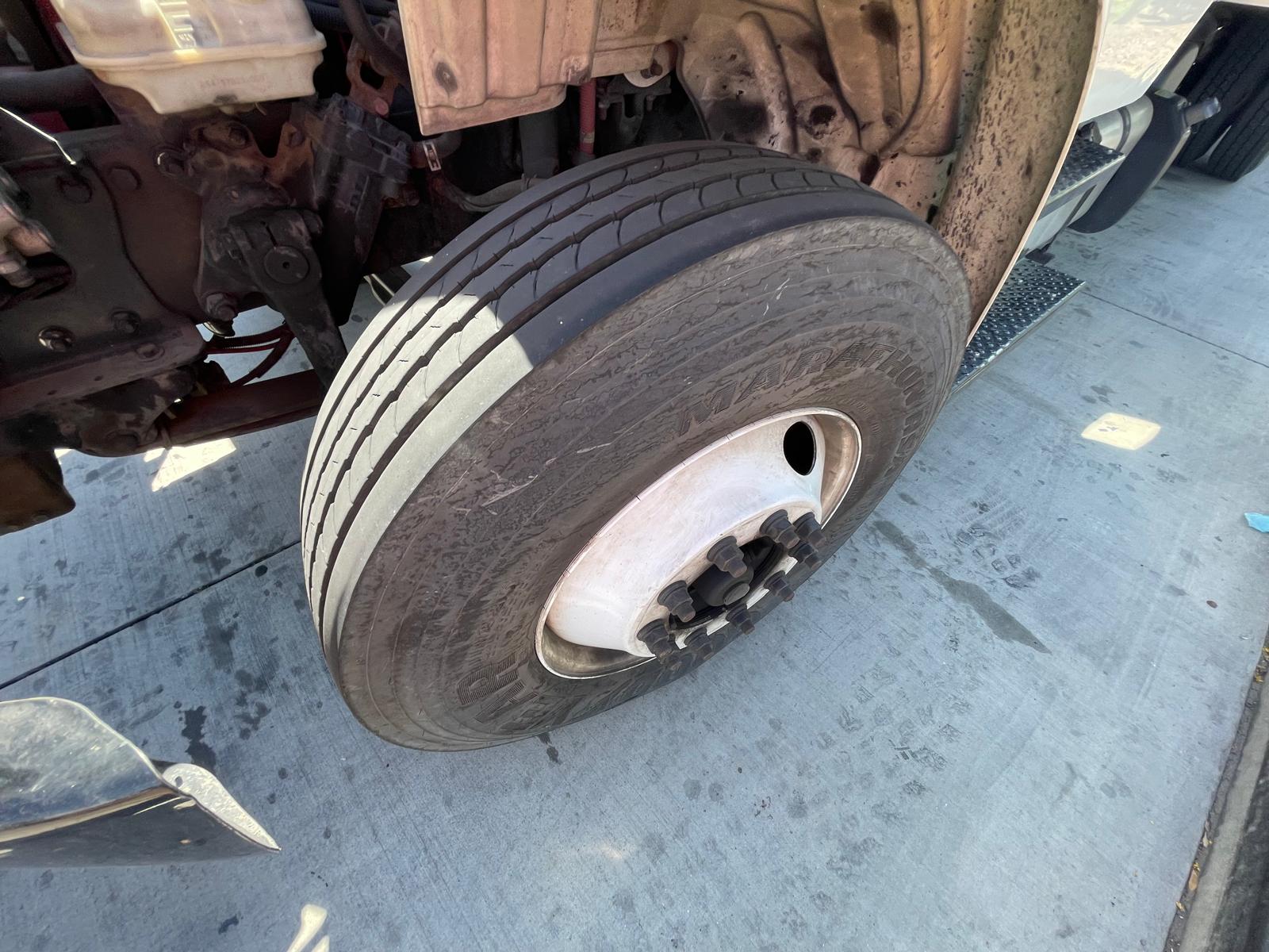 2015 FREIGHTLINER M2 26K Box Truck - image 37