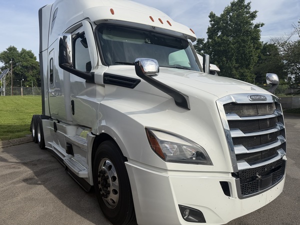 FREIGHTLINER CASCADIA 126SLP 2023 5