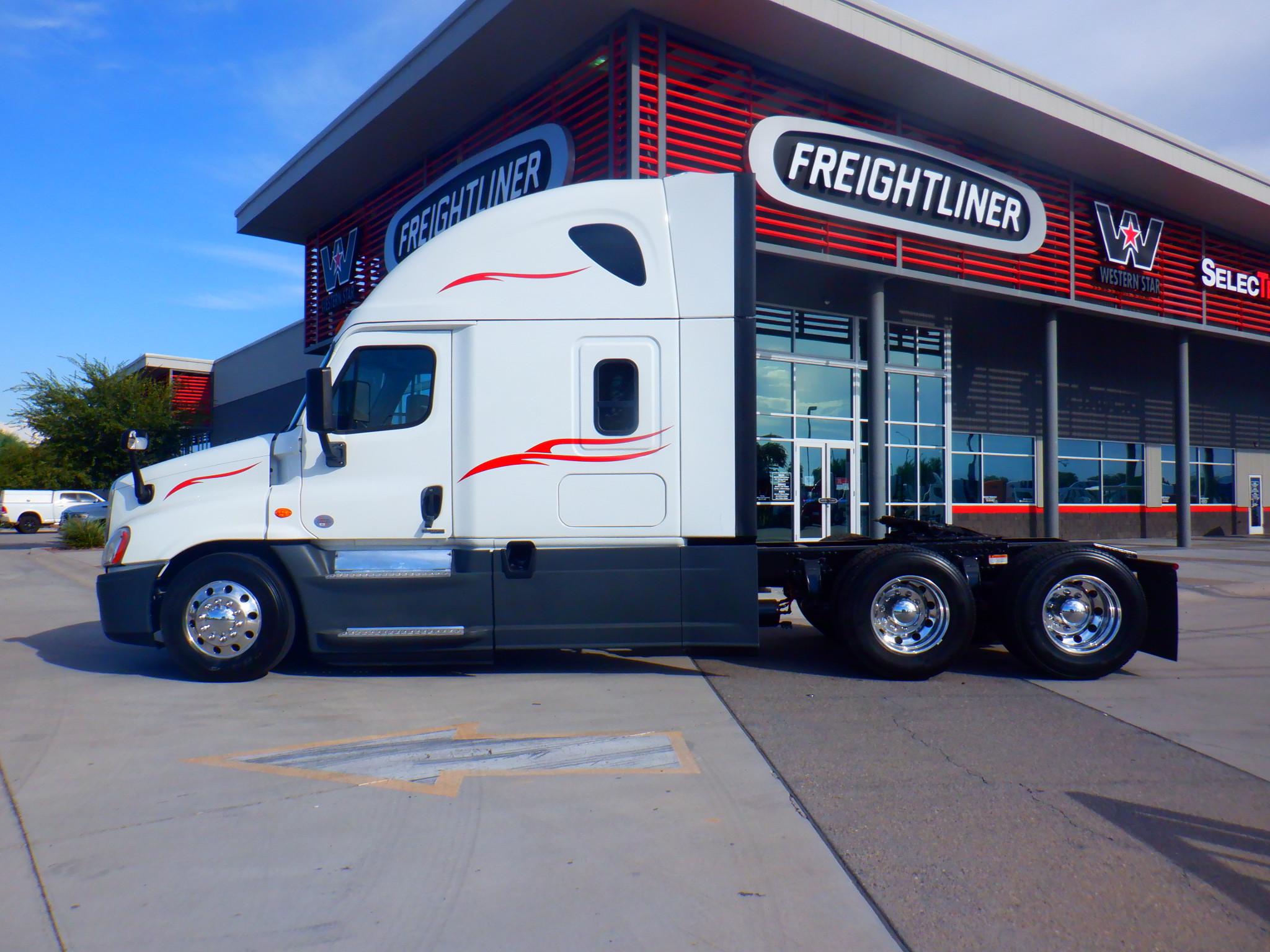 freightliner dealership nc