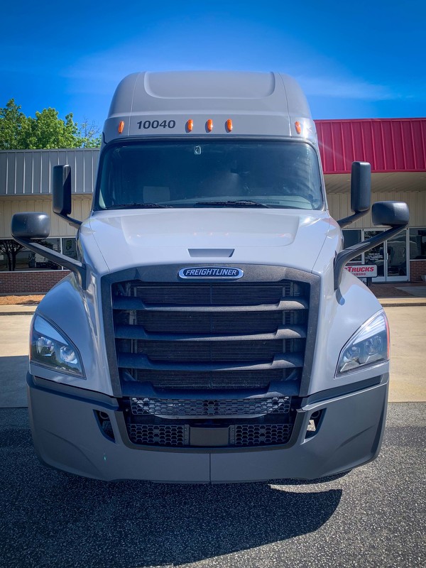 FREIGHTLINER CASCADIA 126SLP 2020